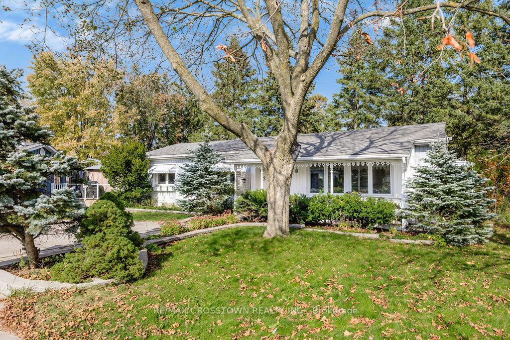 Photo of 2 Tamarack Court