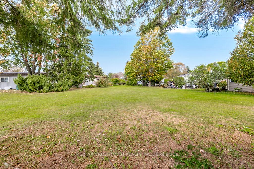 Photo 32 of 2 Tamarack Court, Innisfil, Rural Innisfil — HOMEH