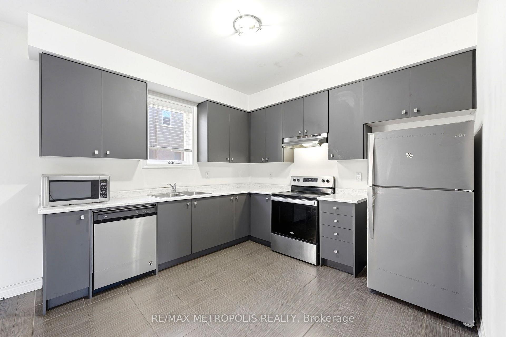 Photo 10 of Unit Main, 31 Allegro Drive, Brampton, Credit Valley — HOMEH