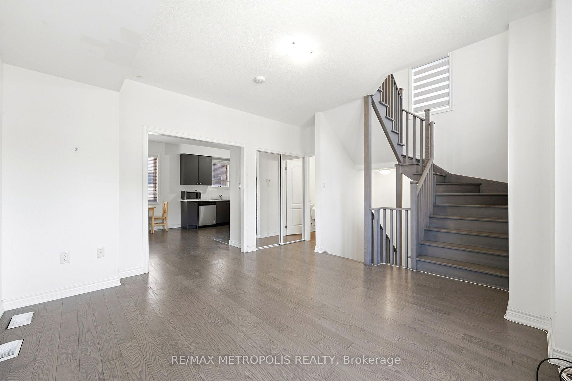 Photo 45 of Unit Main, 31 Allegro Drive, Brampton, Credit Valley — HOMEH