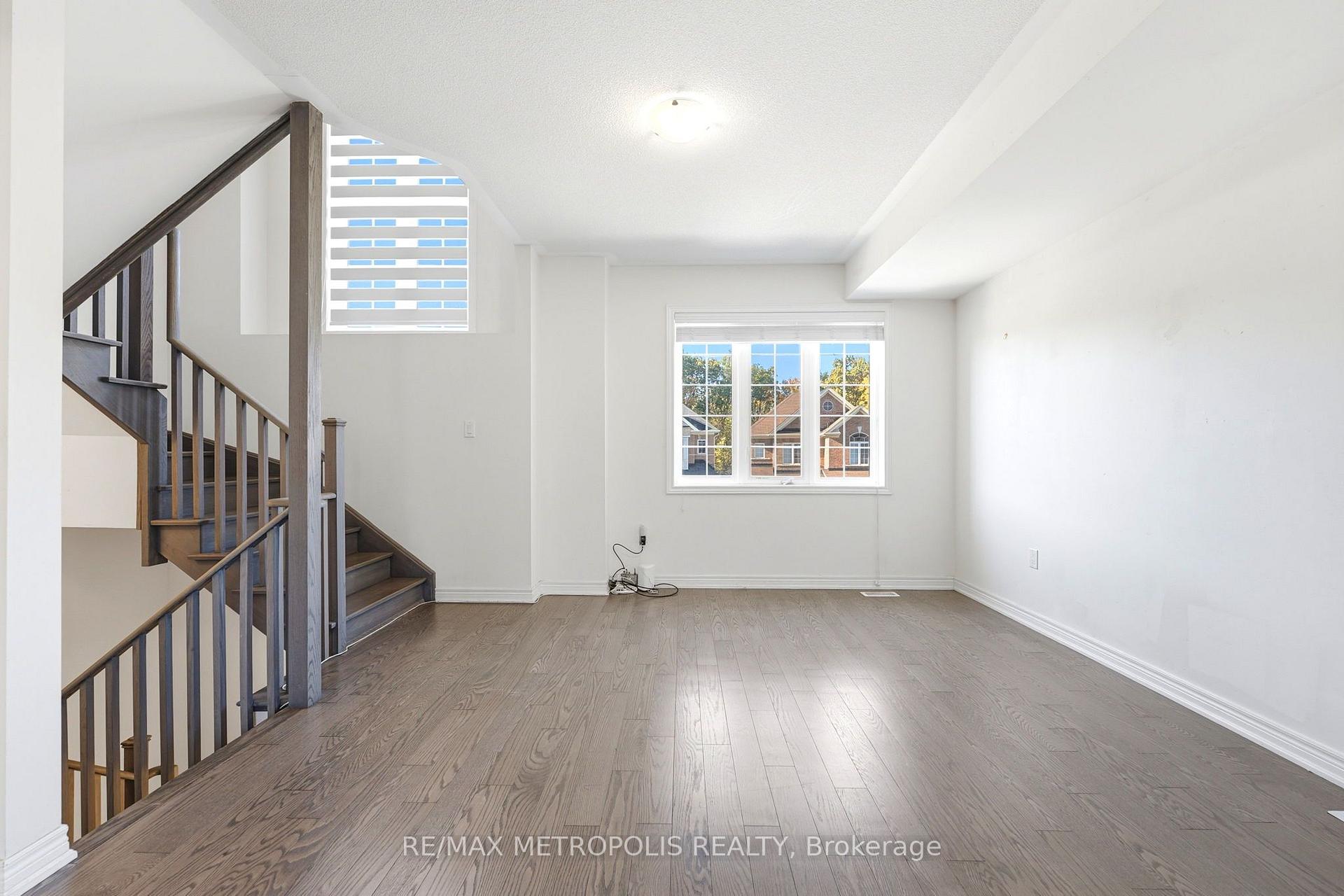 Photo 49 of Unit Main, 31 Allegro Drive, Brampton, Credit Valley — HOMEH