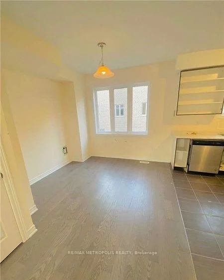 Photo 18 of Unit Main, 31 Allegro Drive, Brampton, Credit Valley — HOMEH