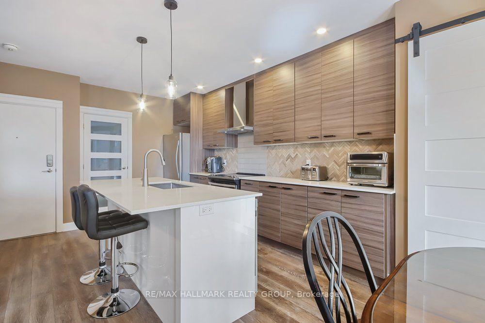 Photo 10 of 381 Cooper Street, Ottawa, Ottawa Centre — HOMEH