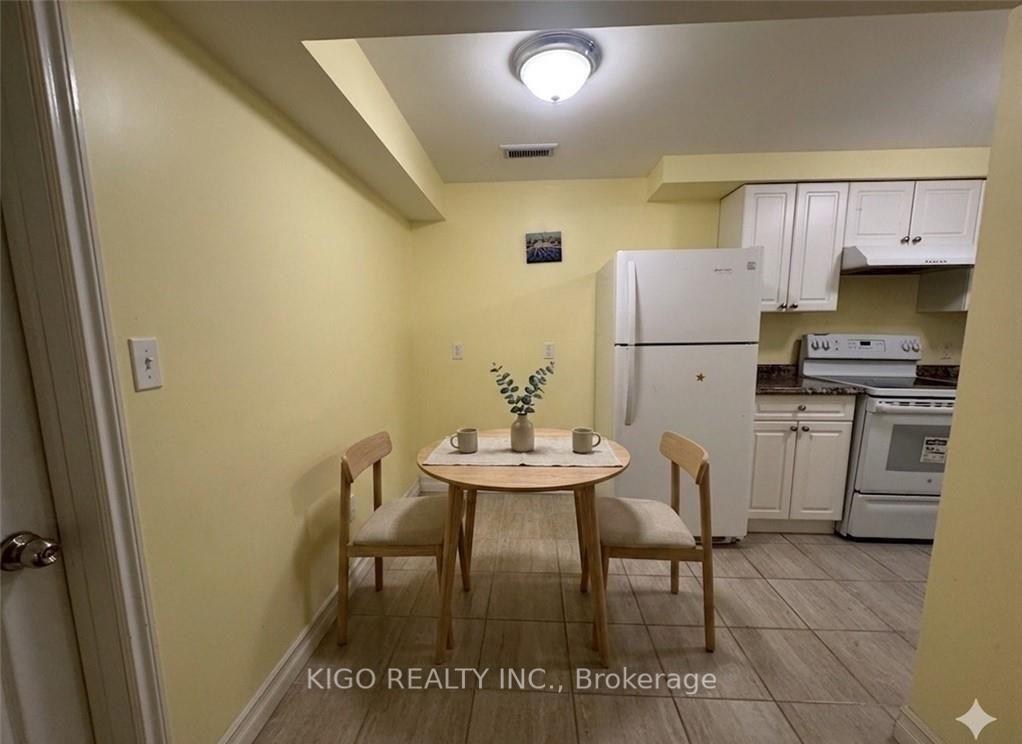 Photo 3 of Unit Basement, 40 Lena Crescent, Cambridge, Greenway-Chaplin — HOMEH