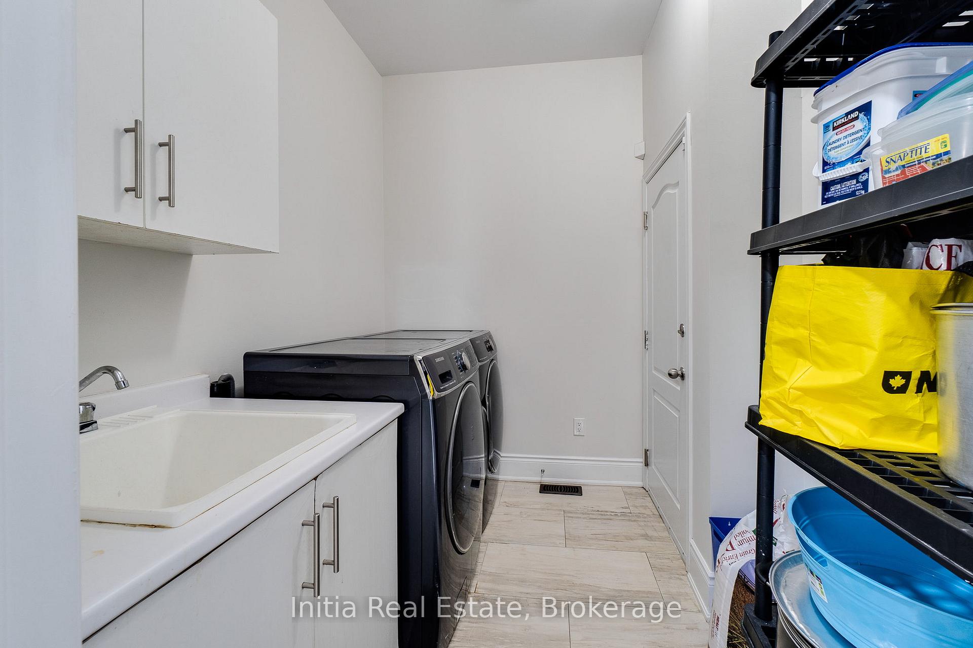 Photo 25 of 12 Erintown Crescent S, Brampton, Toronto Gore Rural Estate — HOMEH