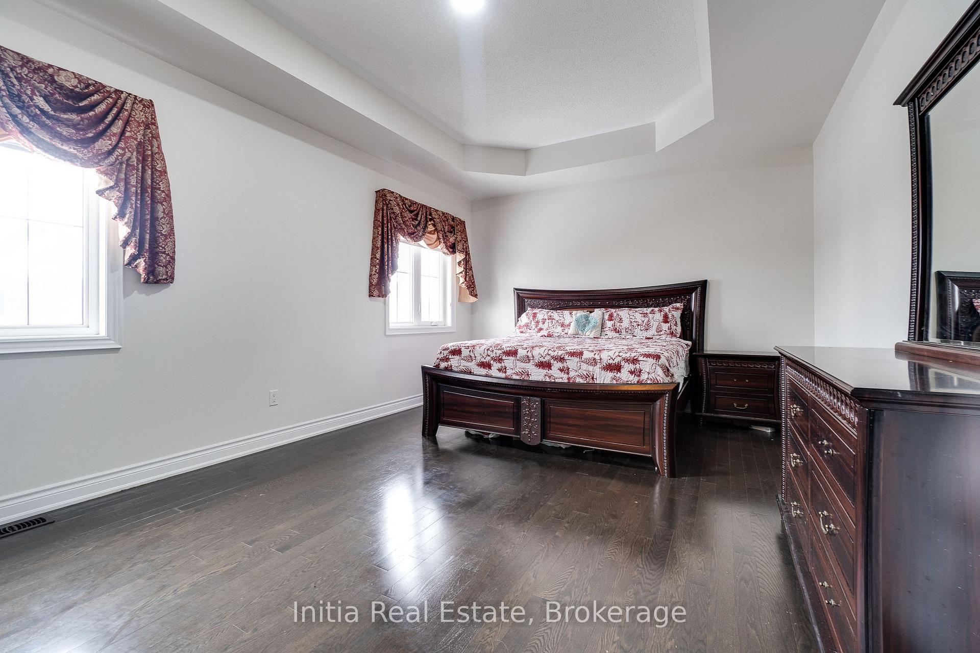 Photo 27 of 12 Erintown Crescent S, Brampton, Toronto Gore Rural Estate — HOMEH