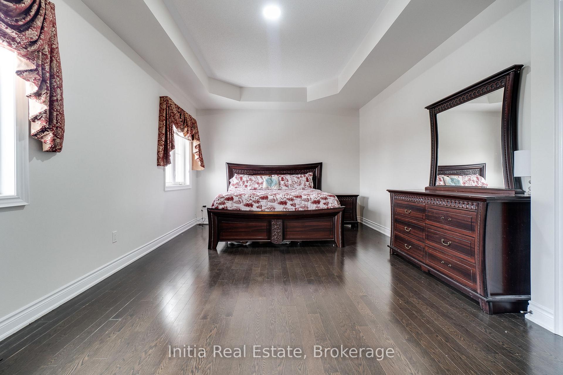 Photo 28 of 12 Erintown Crescent S, Brampton, Toronto Gore Rural Estate — HOMEH
