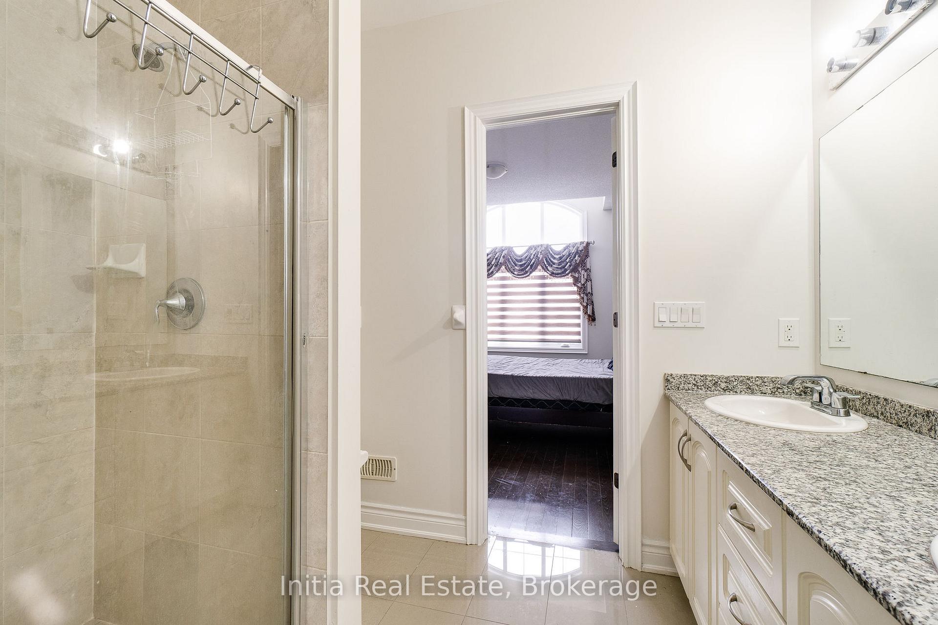Photo 39 of 12 Erintown Crescent S, Brampton, Toronto Gore Rural Estate — HOMEH
