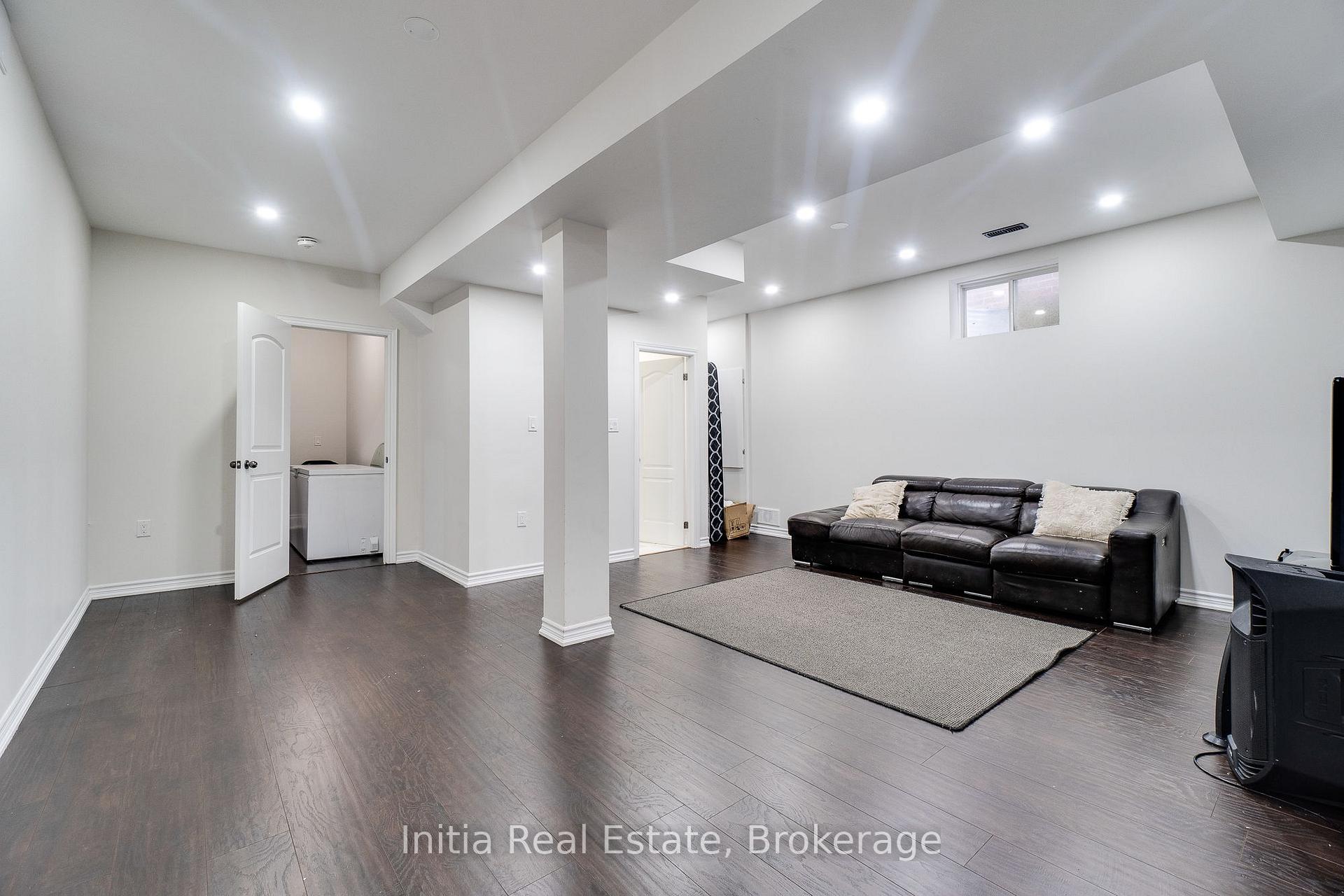 Photo 46 of 12 Erintown Crescent S, Brampton, Toronto Gore Rural Estate — HOMEH