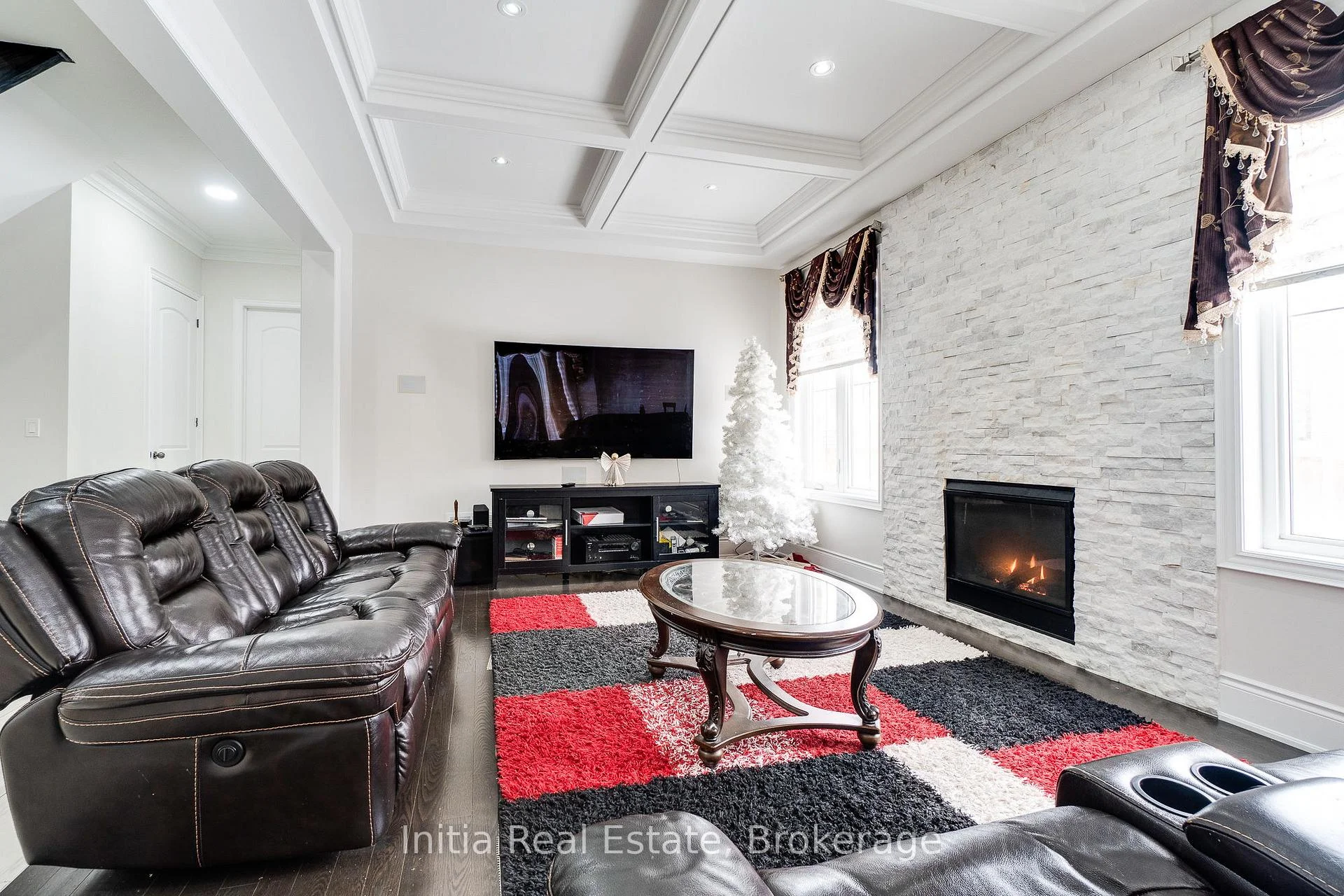 Photo 16 of 12 Erintown Crescent S, Brampton, Toronto Gore Rural Estate — HOMEH
