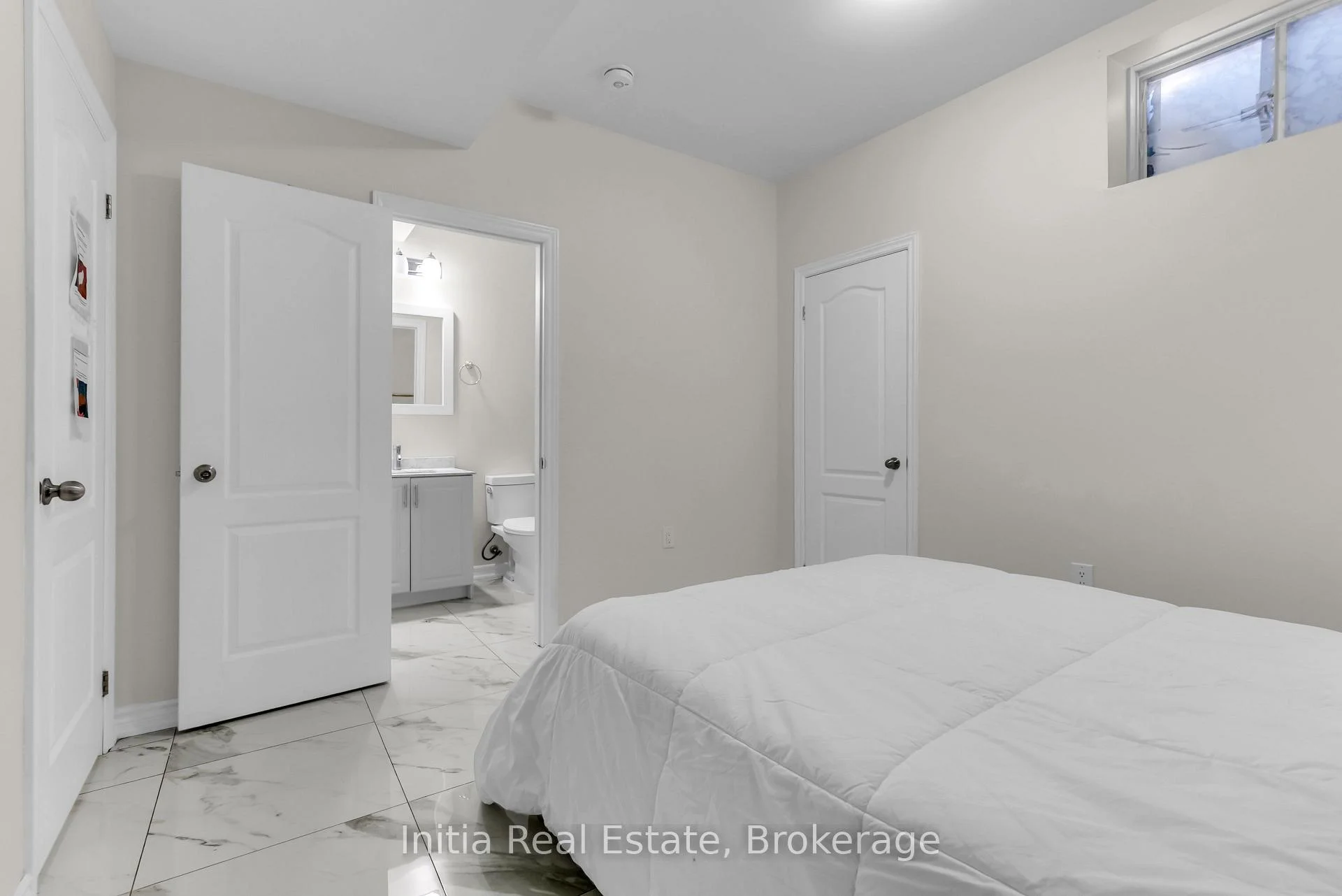 Photo 58 of 12 Erintown Crescent S, Brampton, Toronto Gore Rural Estate — HOMEH