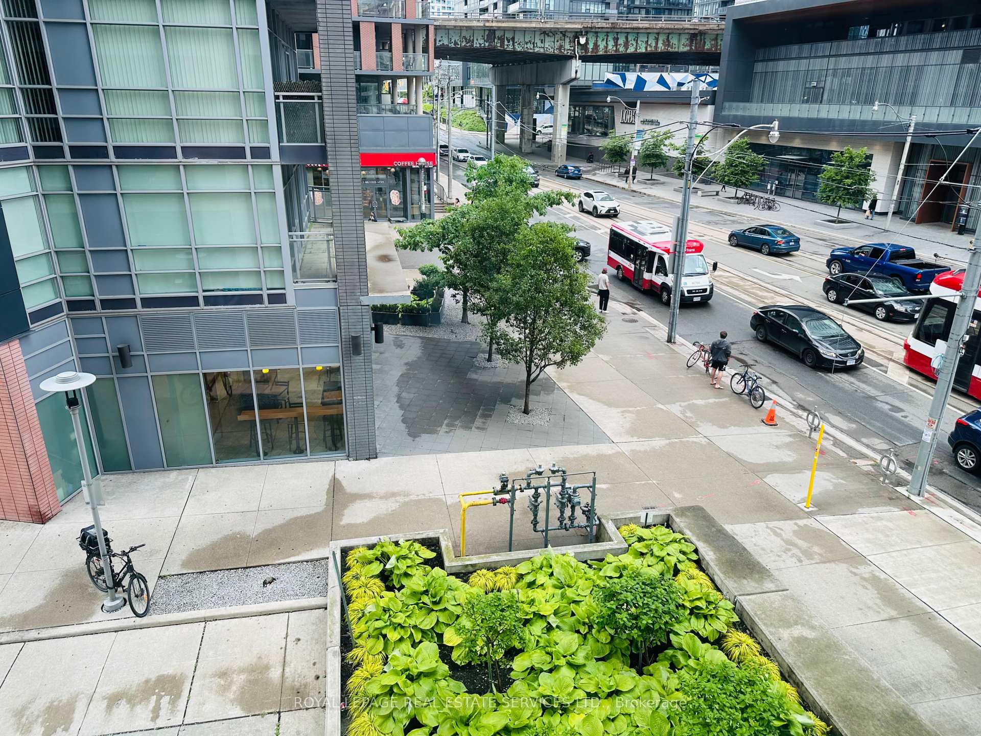 Photo 8 of Unit 302, 600 Fleet Street, Toronto, Niagara — HOMEH