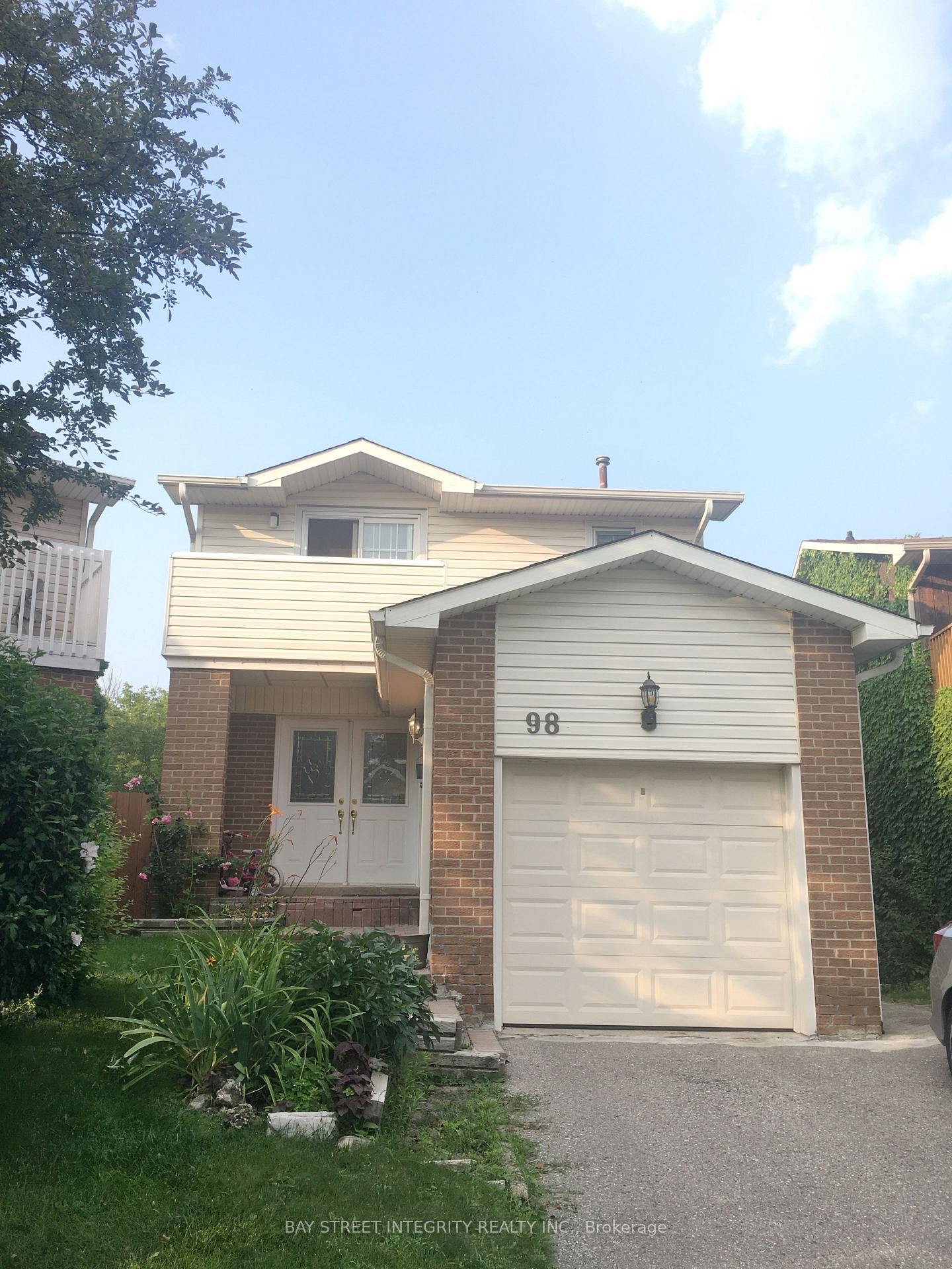 Photo 1 of Unit Upper, 98 Carolbreen Square, Scarborough, Agincourt North — HOMEH