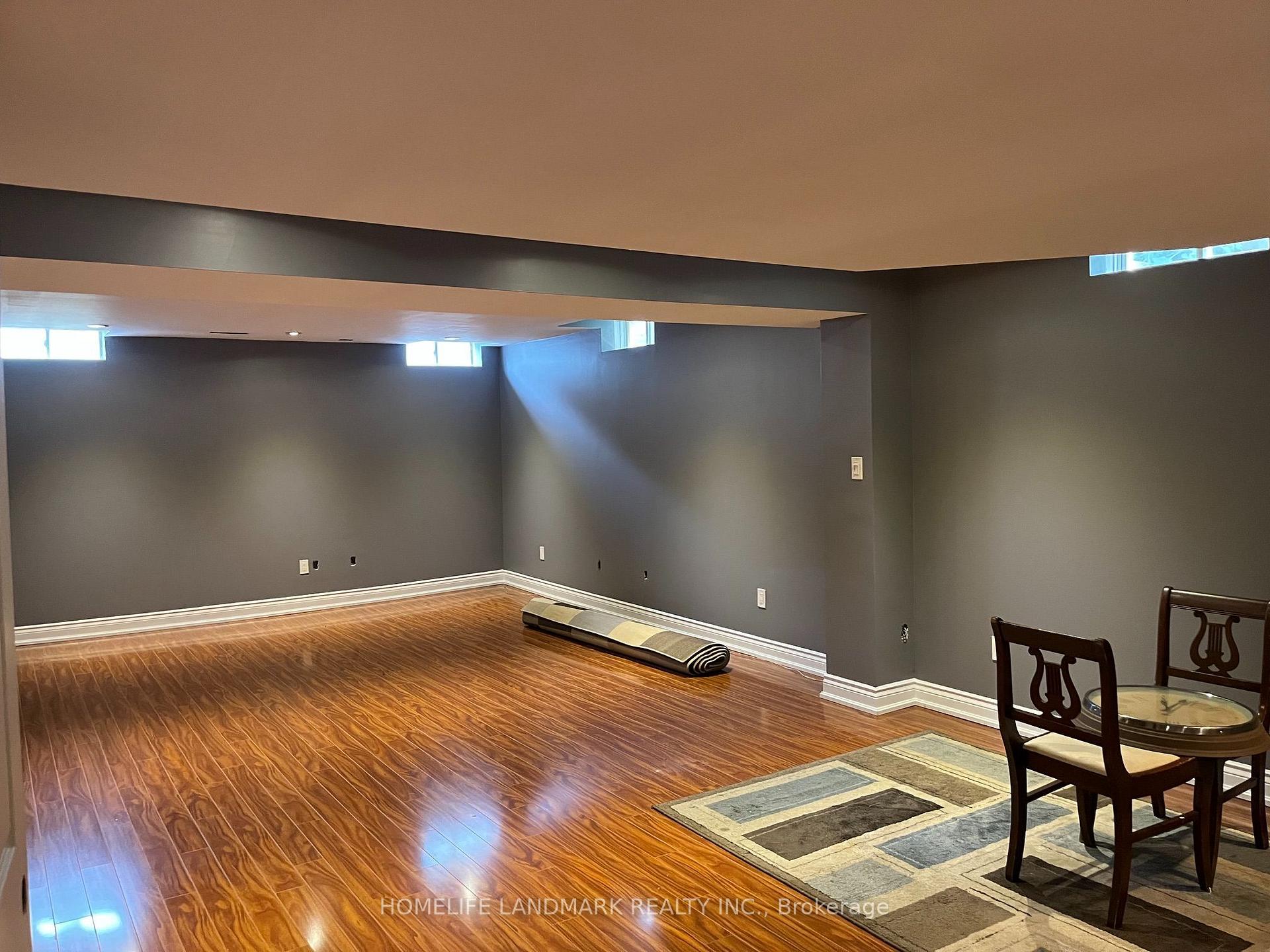 Photo 2 of Unit Basemt, 294 Ivy Jay Crescent, Aurora, Bayview Northeast — HOMEH