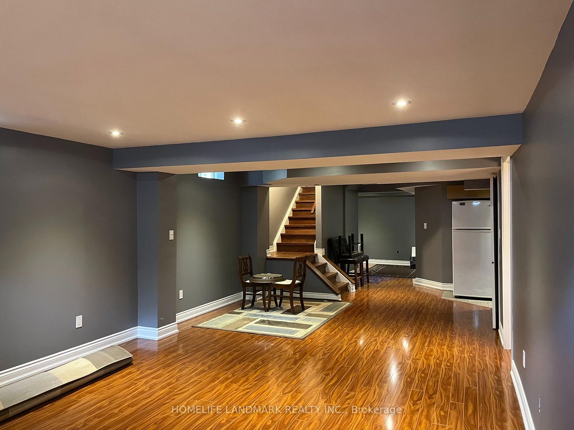 Photo 3 of Unit Basemt, 294 Ivy Jay Crescent, Aurora, Bayview Northeast — HOMEH