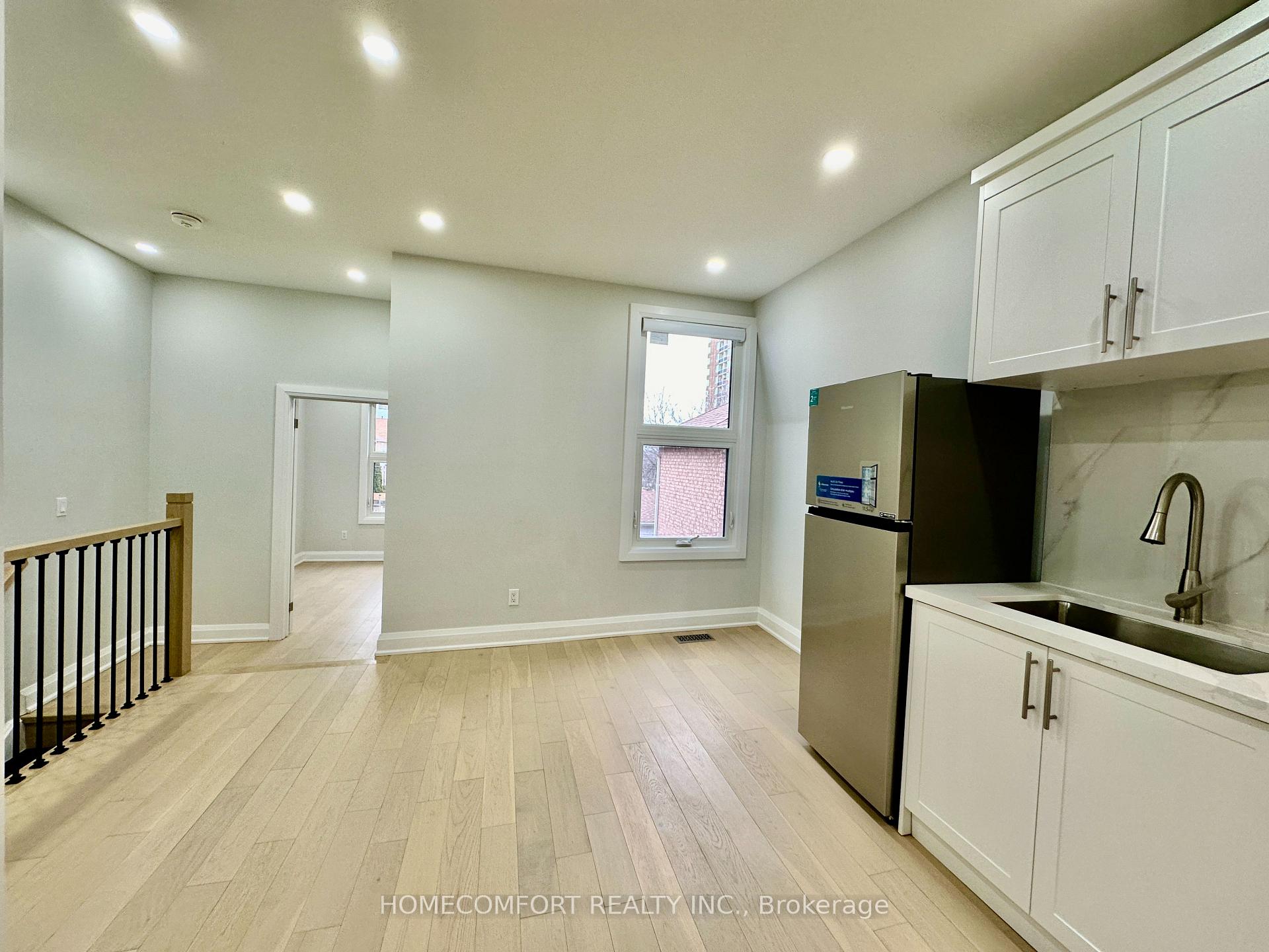 Photo 3 of Unit Upper, 211 Osler Street, Toronto, Weston-Pellam Park — HOMEH