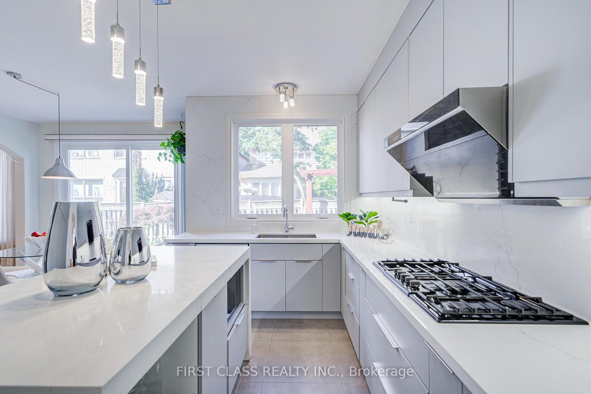 Photo 17 of 68 Drawbridge Drive, Markham, Berczy — HOMEH