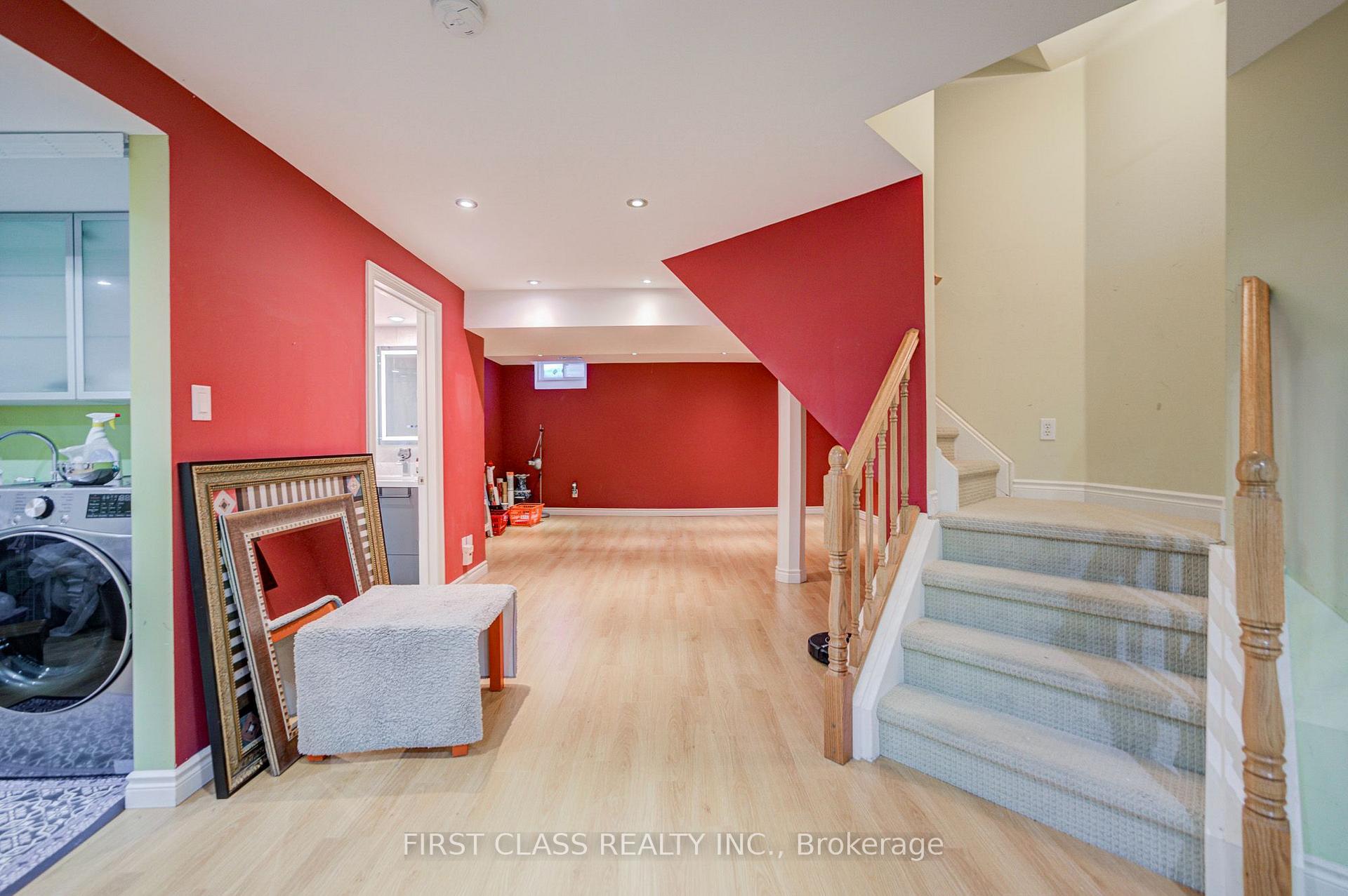 Photo 40 of 68 Drawbridge Drive, Markham, Berczy — HOMEH