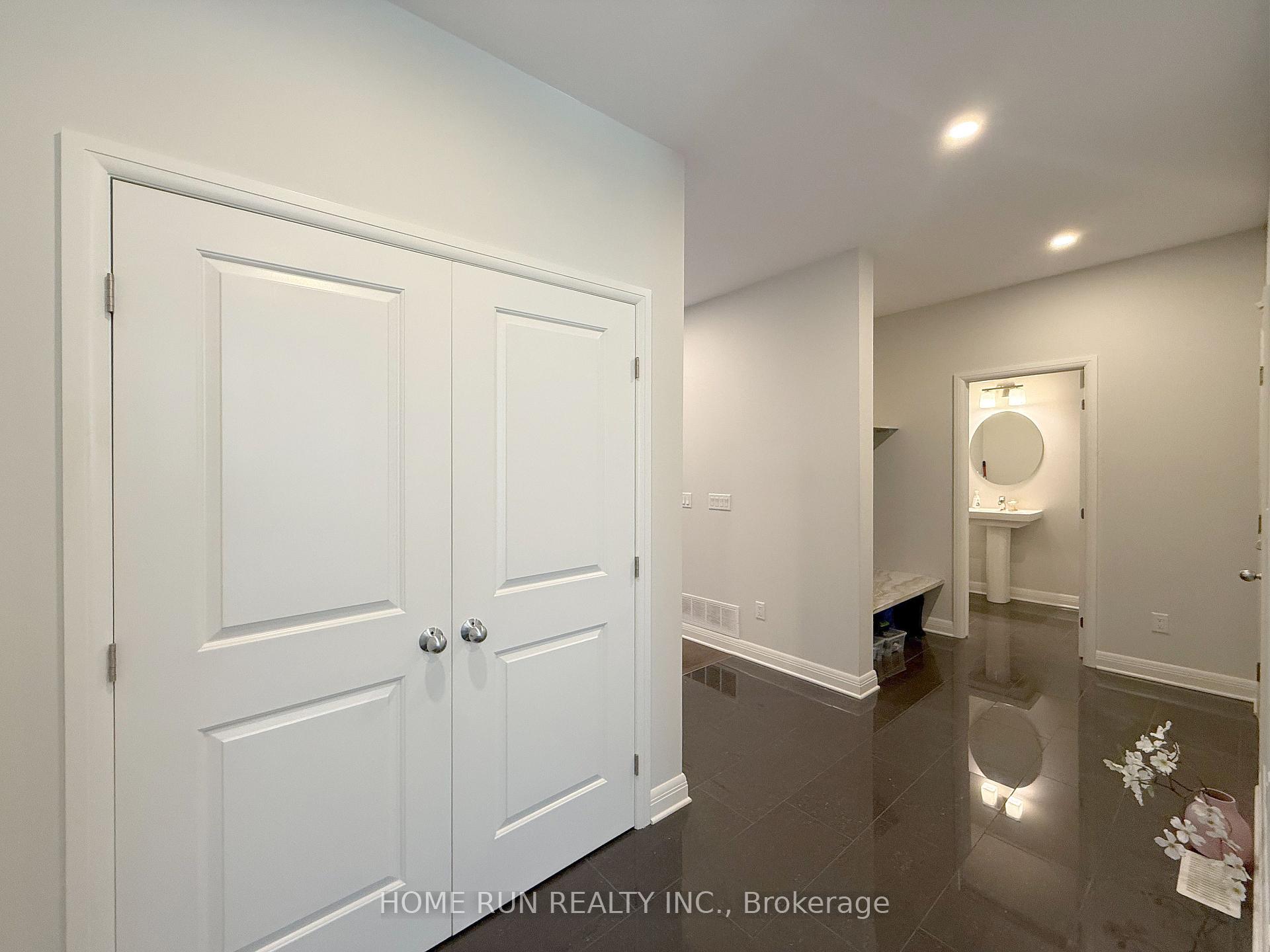 Photo 5 of 322 Lysander Place, Ottawa, CFB Rockcliffe and Area — HOMEH