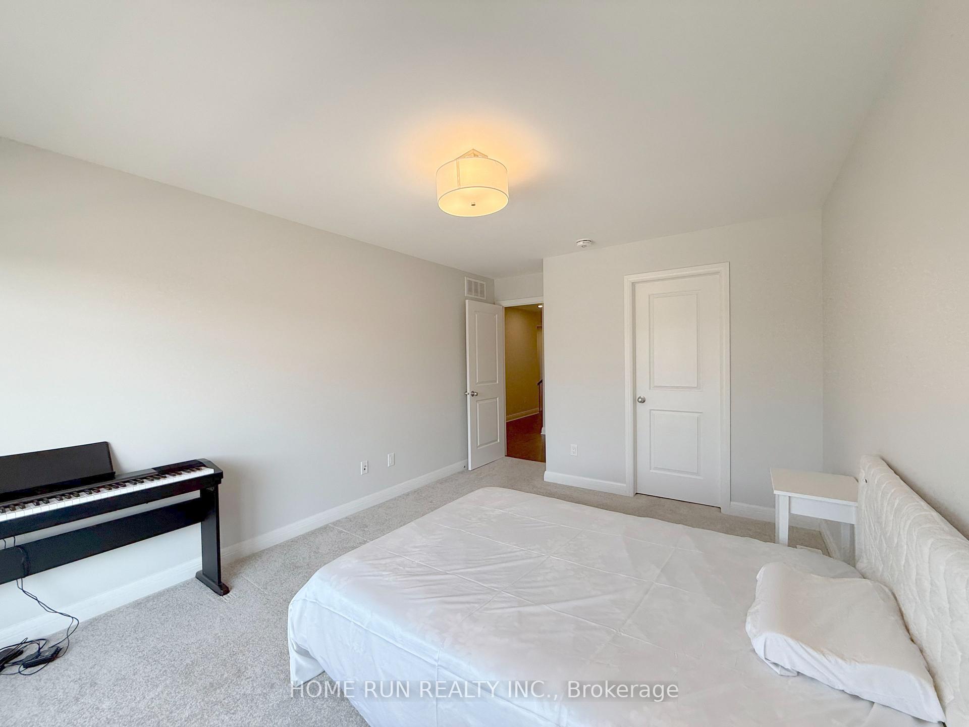 Photo 32 of 322 Lysander Place, Ottawa, CFB Rockcliffe and Area — HOMEH