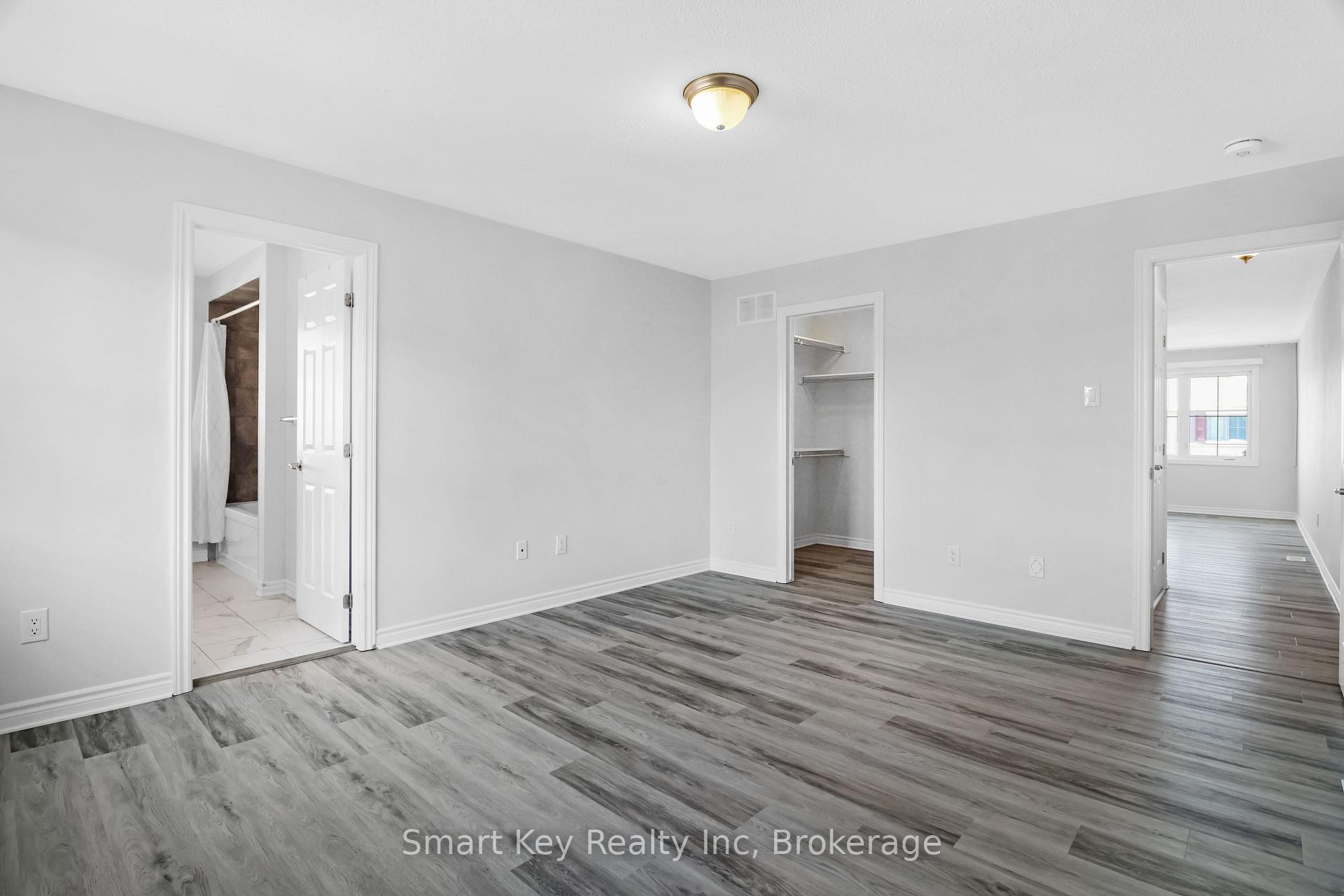 Photo 16 of 425 Aphelion Crescent, Ottawa, Barrhaven - Half Moon Bay — HOMEH