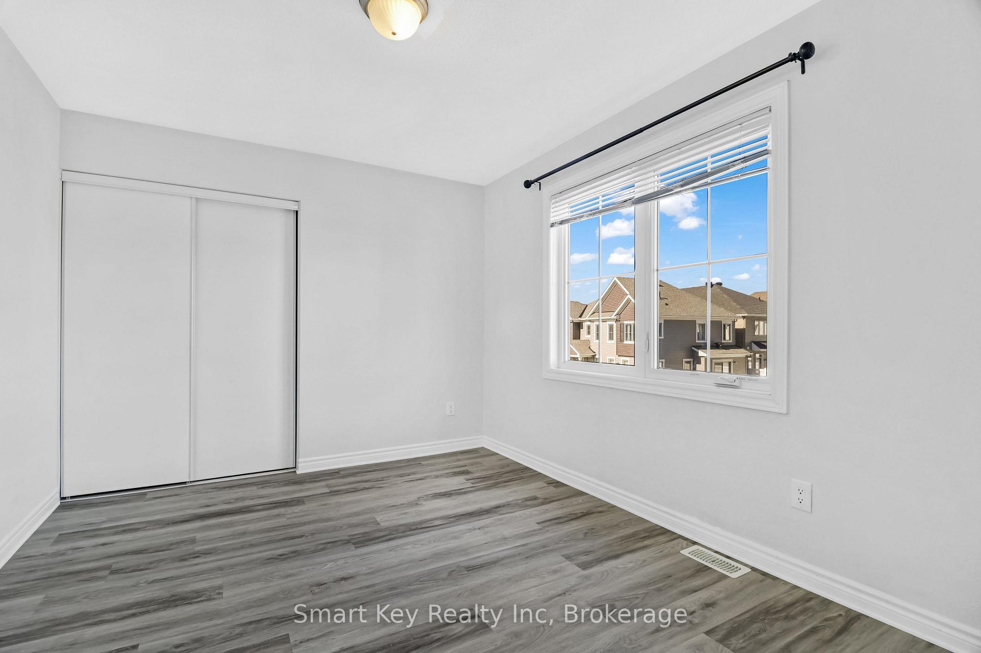 Photo 23 of 425 Aphelion Crescent, Ottawa, Barrhaven - Half Moon Bay — HOMEH