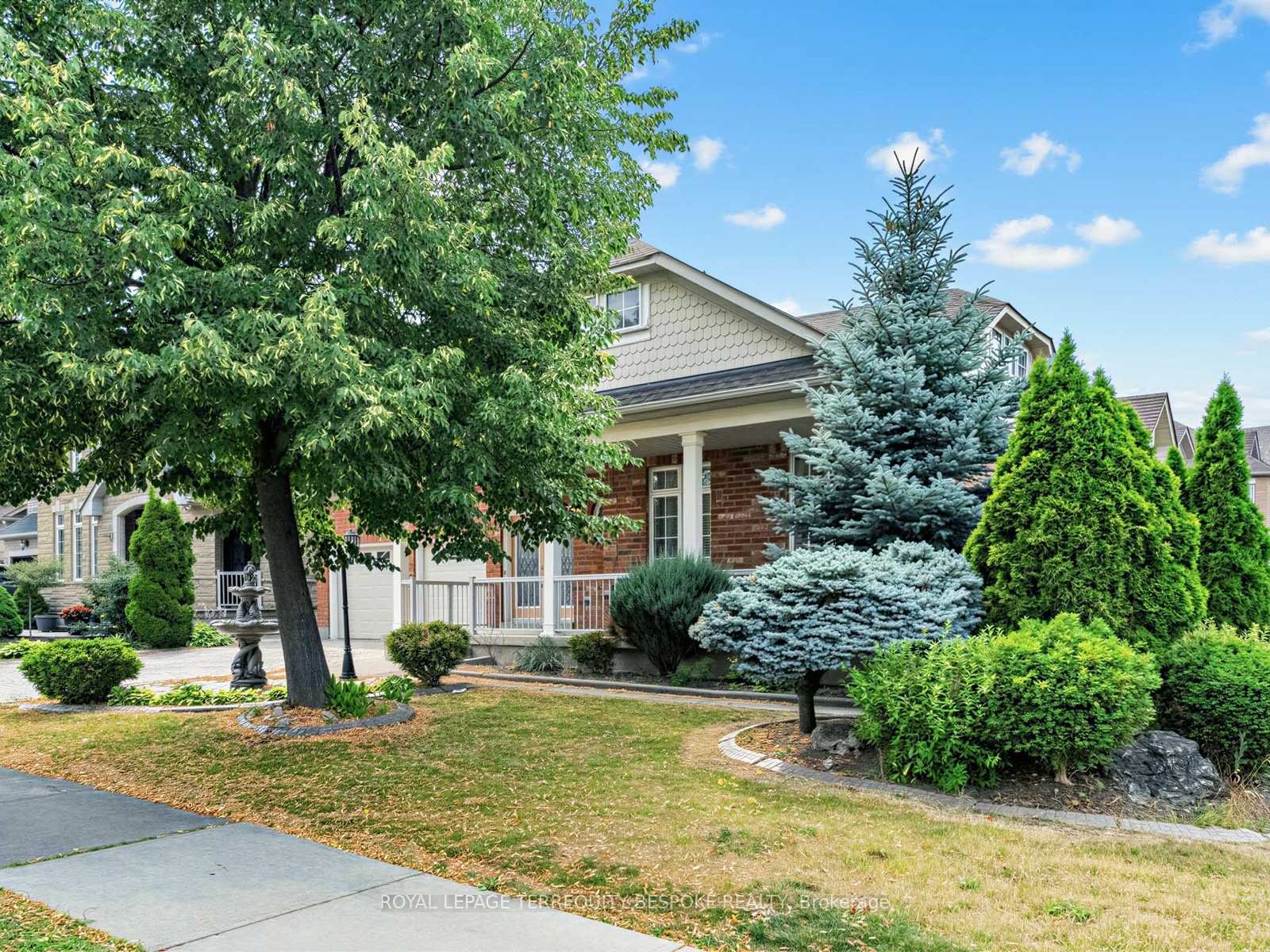 Photo 4 of 10 Leparc Road, Brampton, Vales of Castlemore North — HOMEH