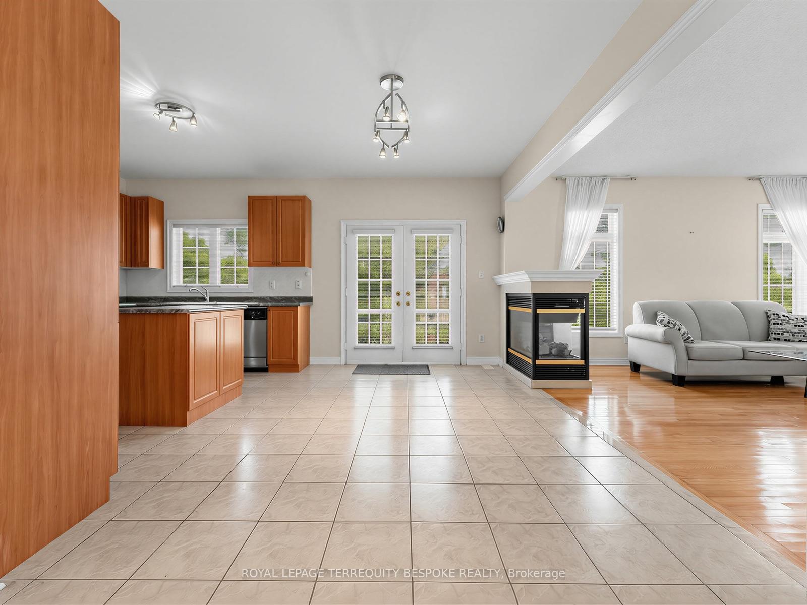 Photo 16 of 10 Leparc Road, Brampton, Vales of Castlemore North — HOMEH
