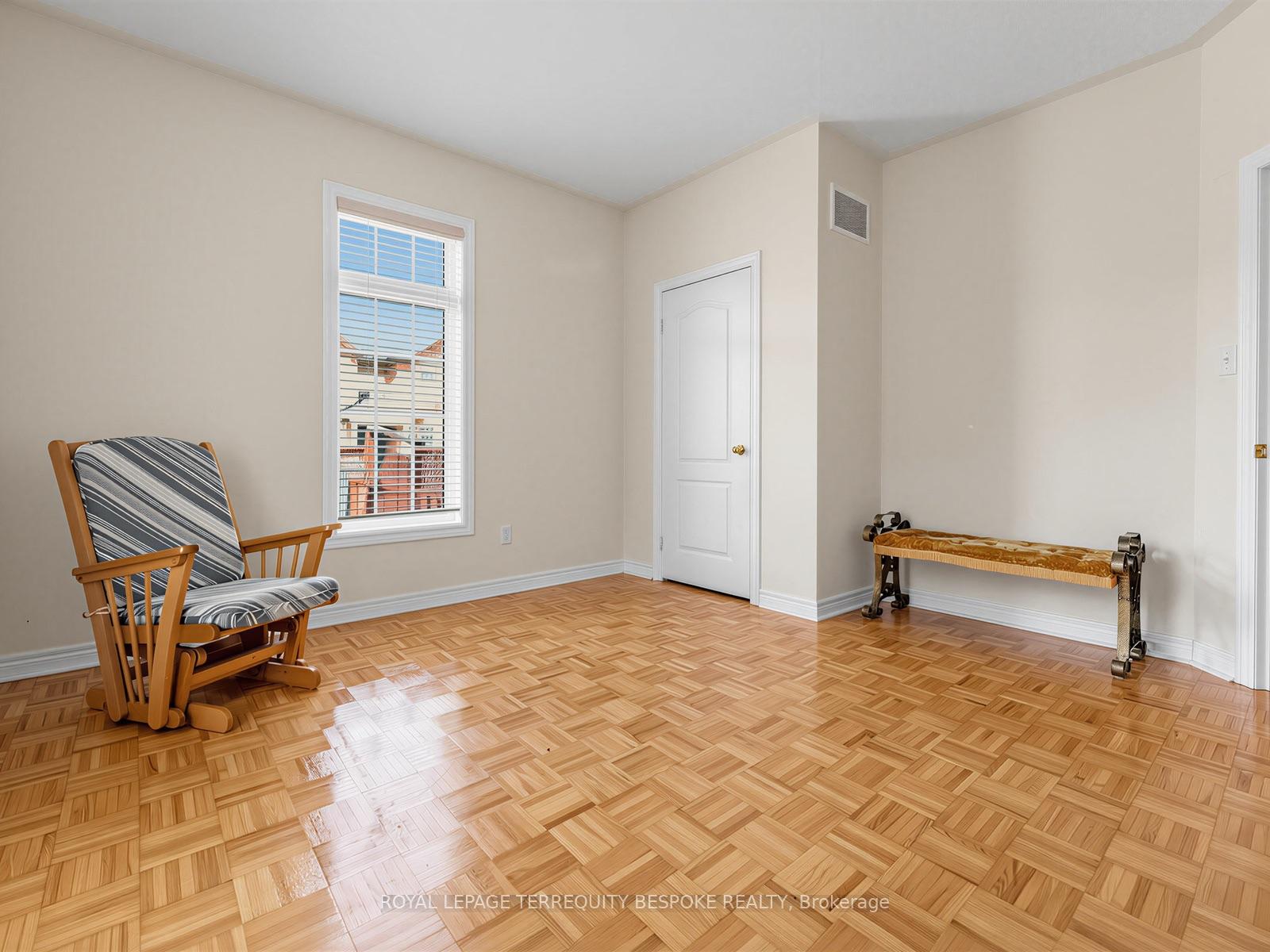 Photo 23 of 10 Leparc Road, Brampton, Vales of Castlemore North — HOMEH