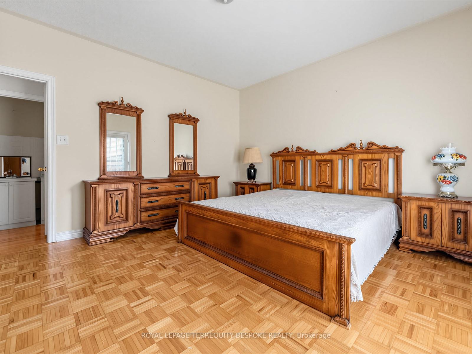 Photo 27 of 10 Leparc Road, Brampton, Vales of Castlemore North — HOMEH