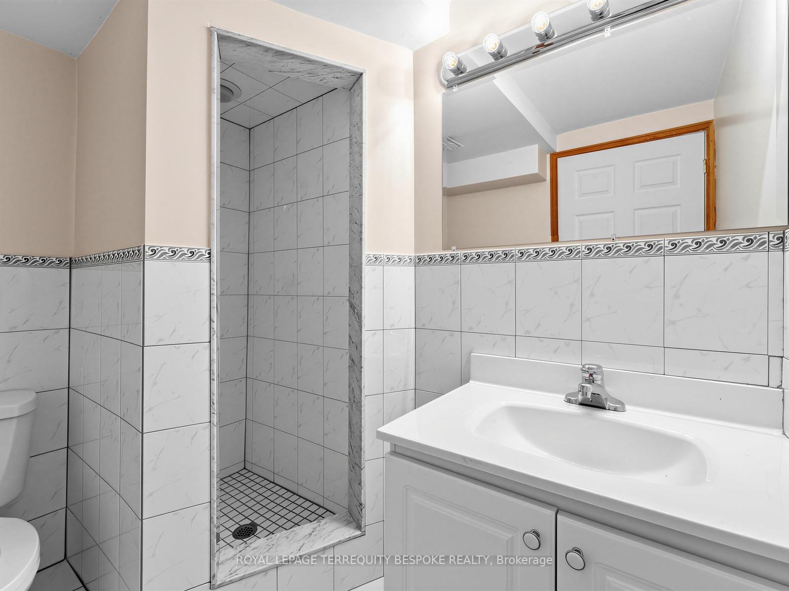 Photo 32 of 10 Leparc Road, Brampton, Vales of Castlemore North — HOMEH
