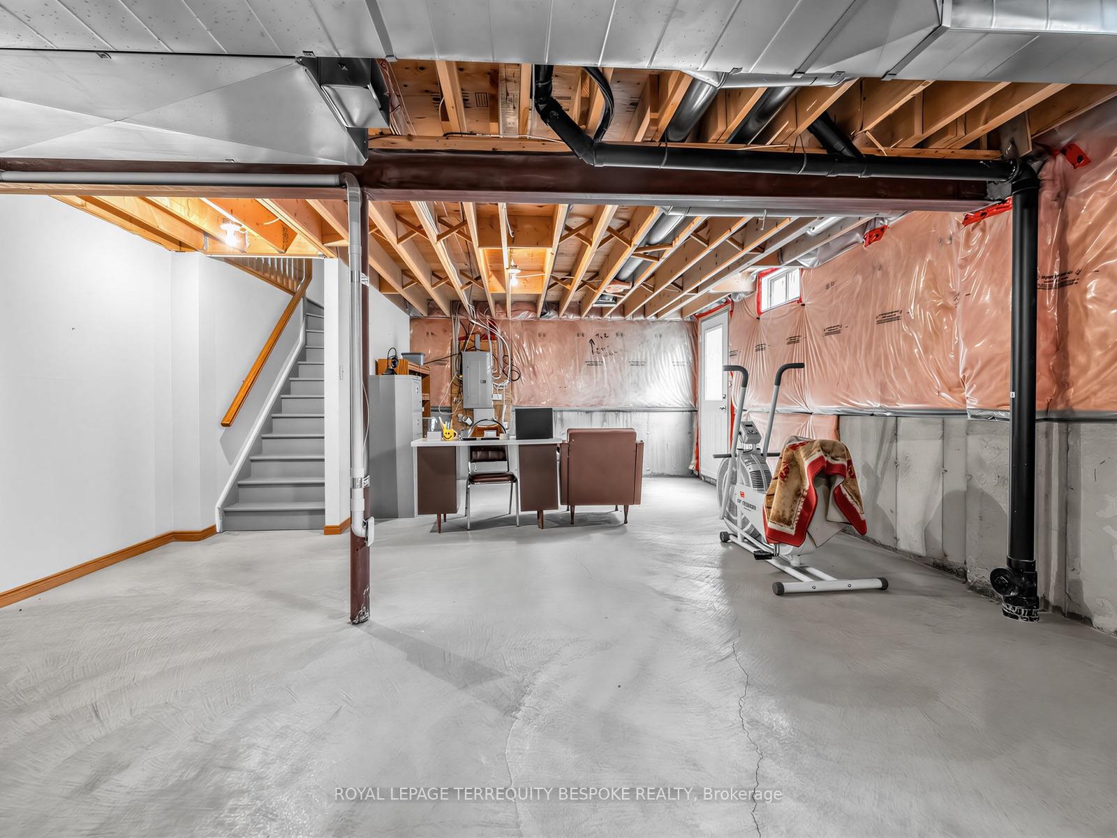 Photo 33 of 10 Leparc Road, Brampton, Vales of Castlemore North — HOMEH