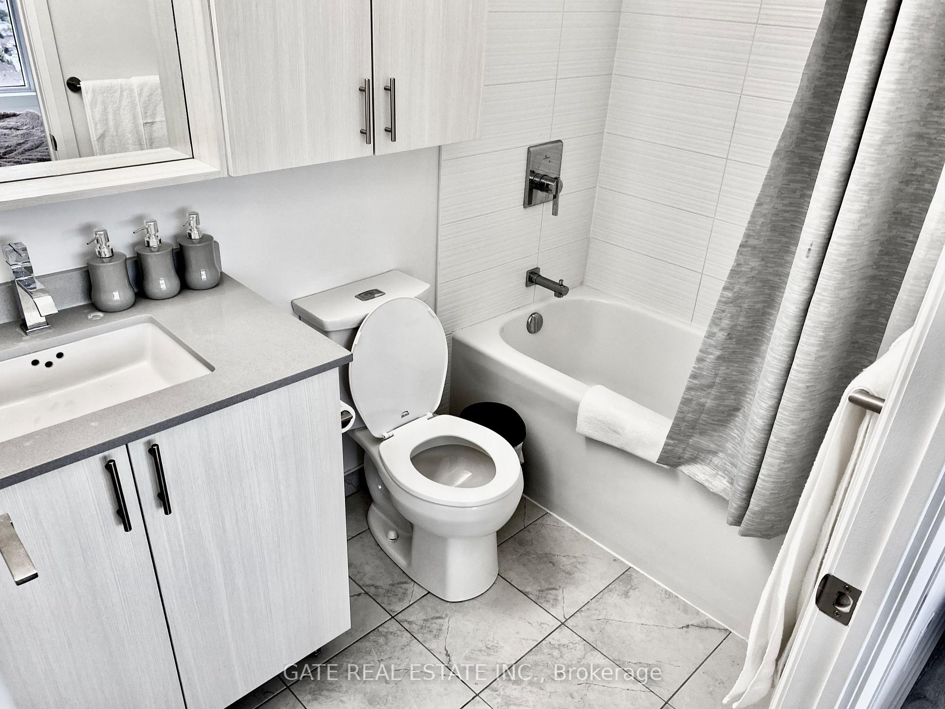 Photo 6 of Unit 2211, 3700 Highway 7 Road, Vaughan, Vaughan Corporate Centre — HOMEH