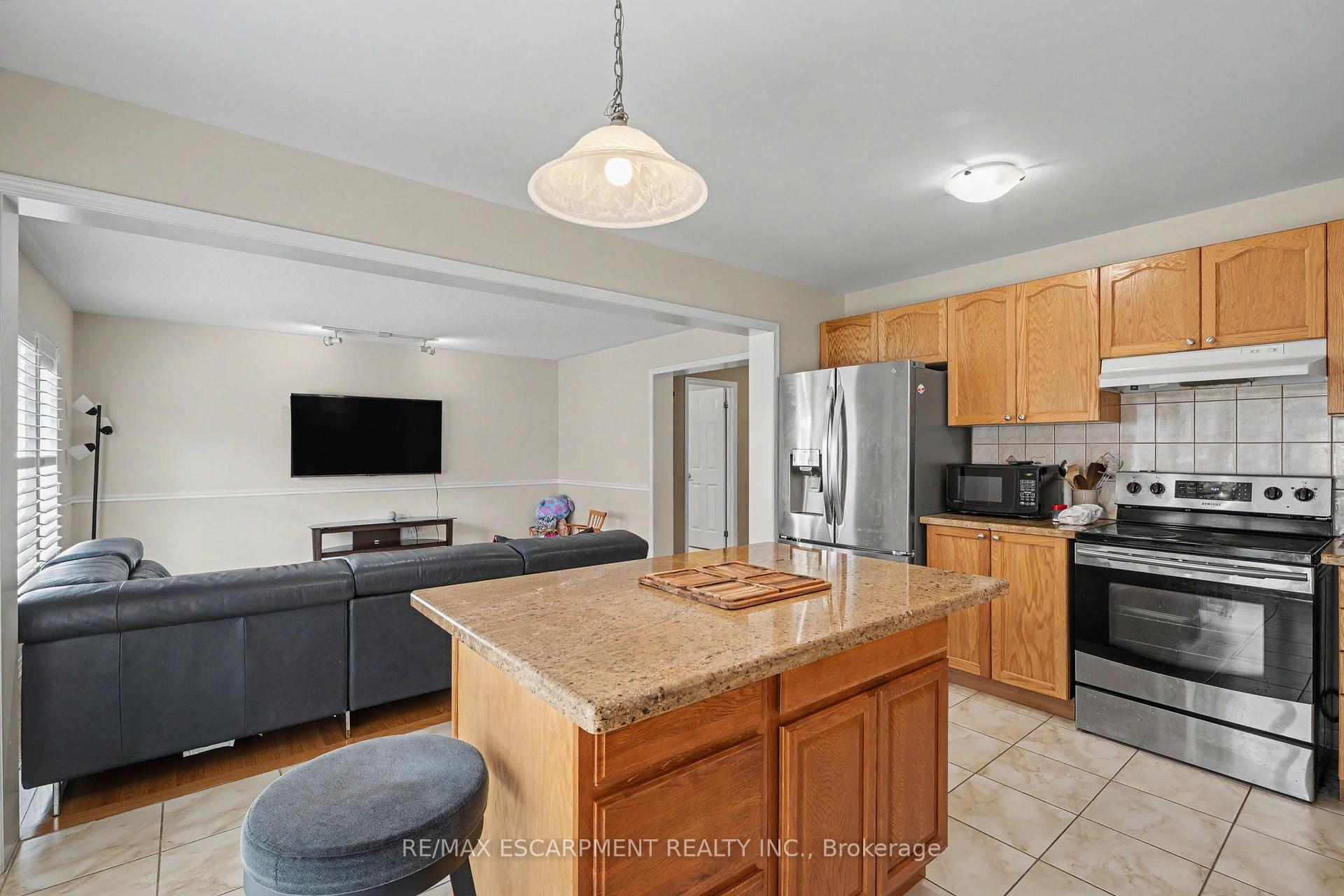Photo 14 of 418 Kitty Murray Lane, Hamilton, Meadowlands — HOMEH