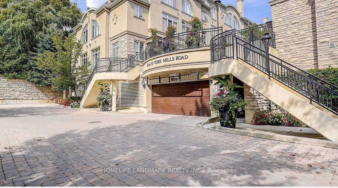 Front of Unit 309, 51 York Mills Road