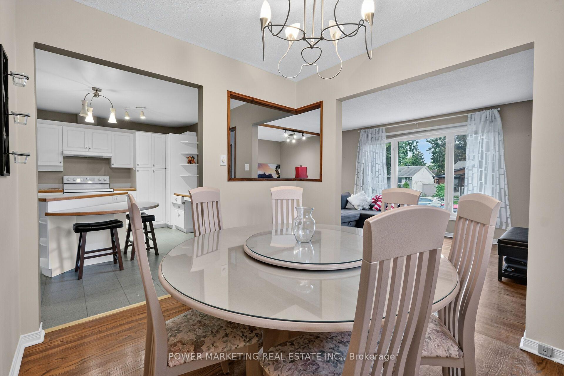 Photo 19 of 2213 Fillmore Crescent, Ottawa, Beacon Hill North — HOMEH