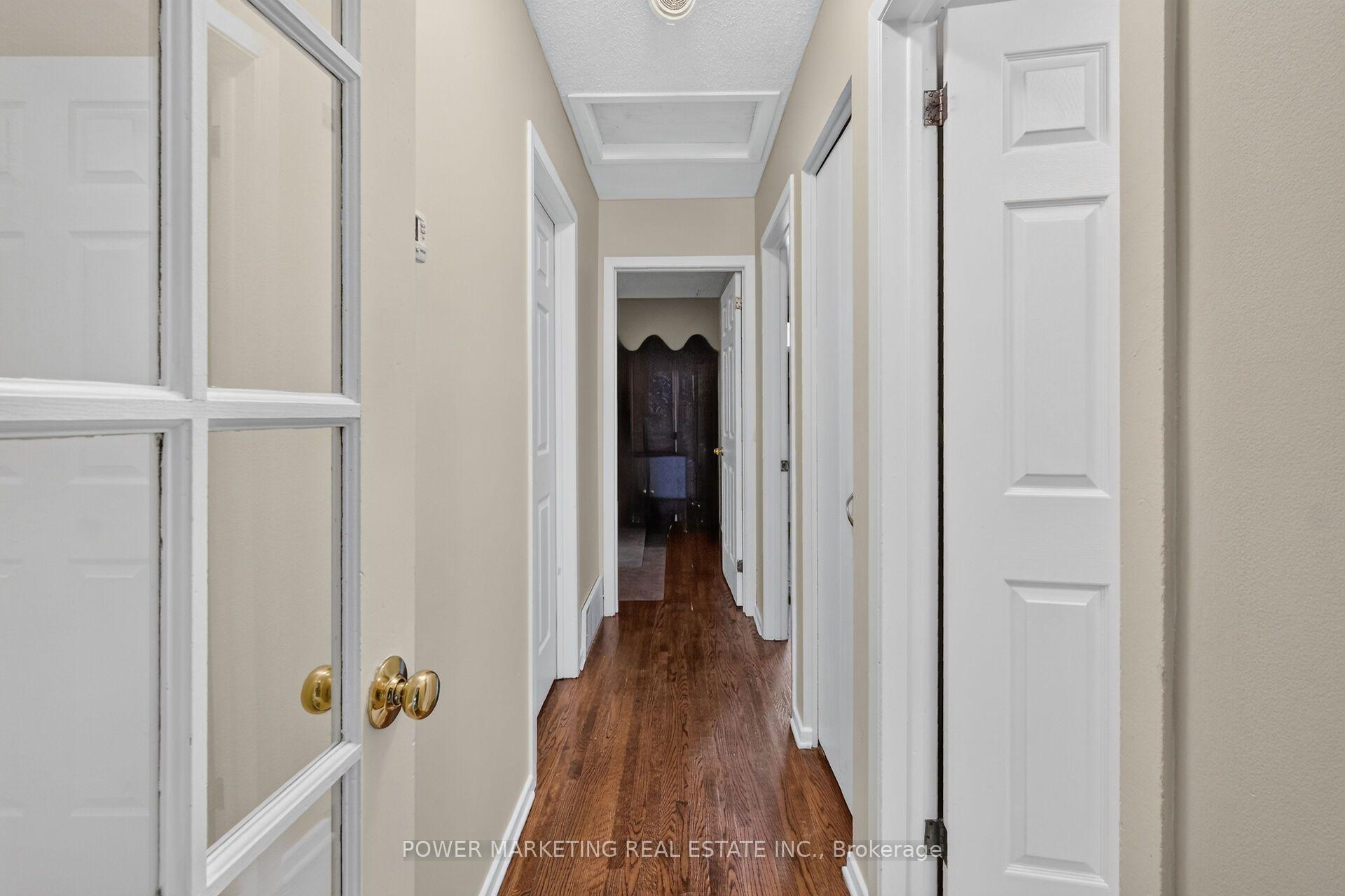 Photo 26 of 2213 Fillmore Crescent, Ottawa, Beacon Hill North — HOMEH