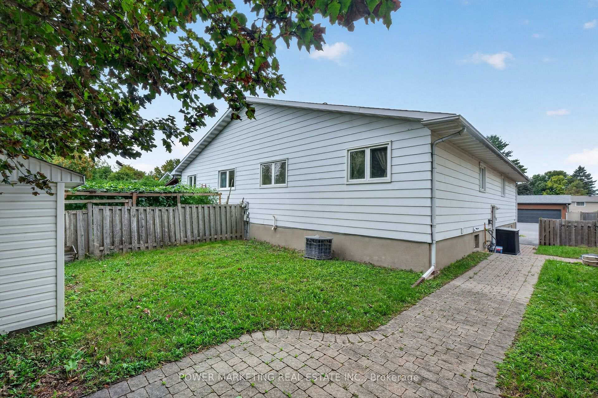 Photo 56 of 2213 Fillmore Crescent, Ottawa, Beacon Hill North — HOMEH