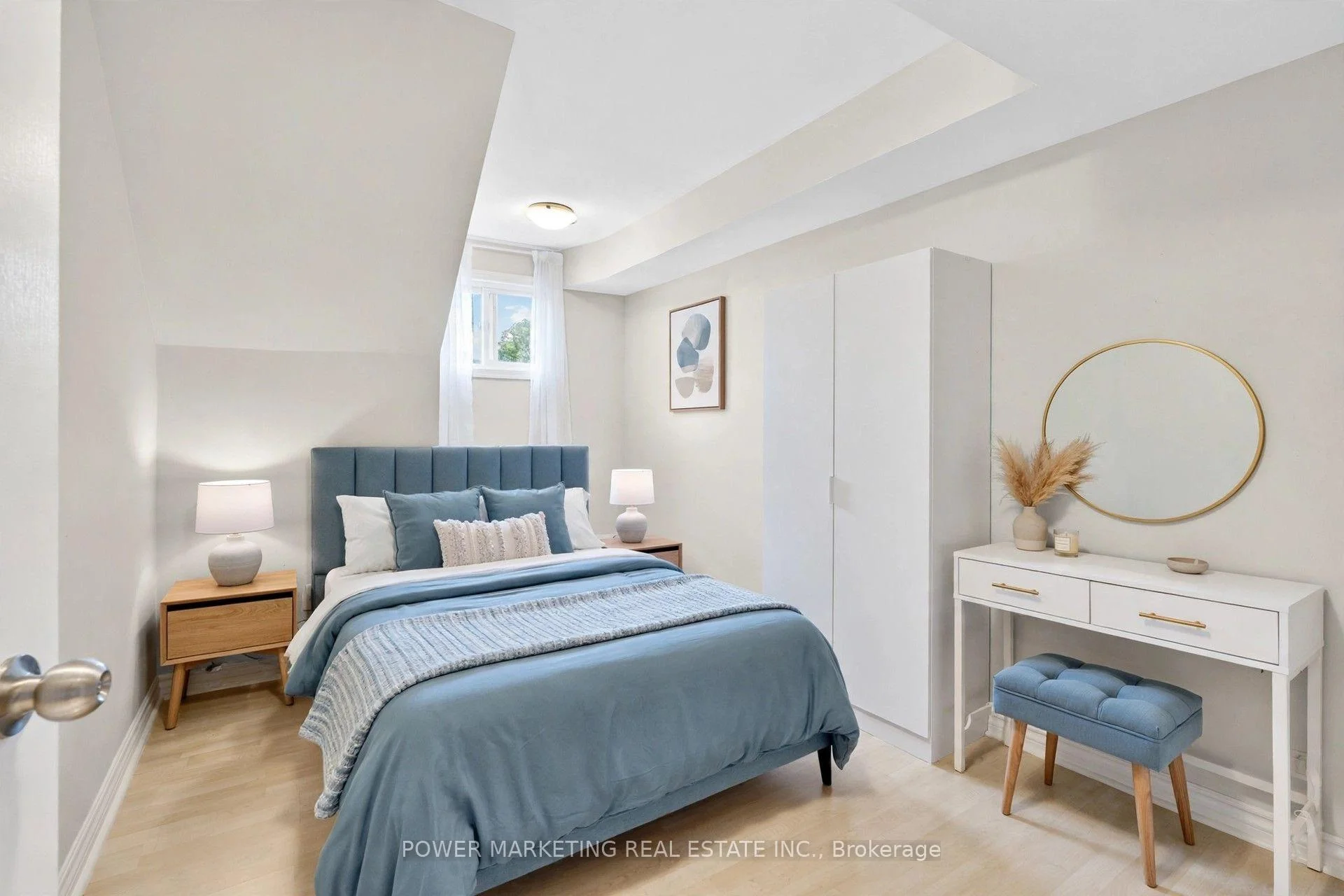 Photo 28 of 2213 Fillmore Crescent, Ottawa, Beacon Hill North — HOMEH
