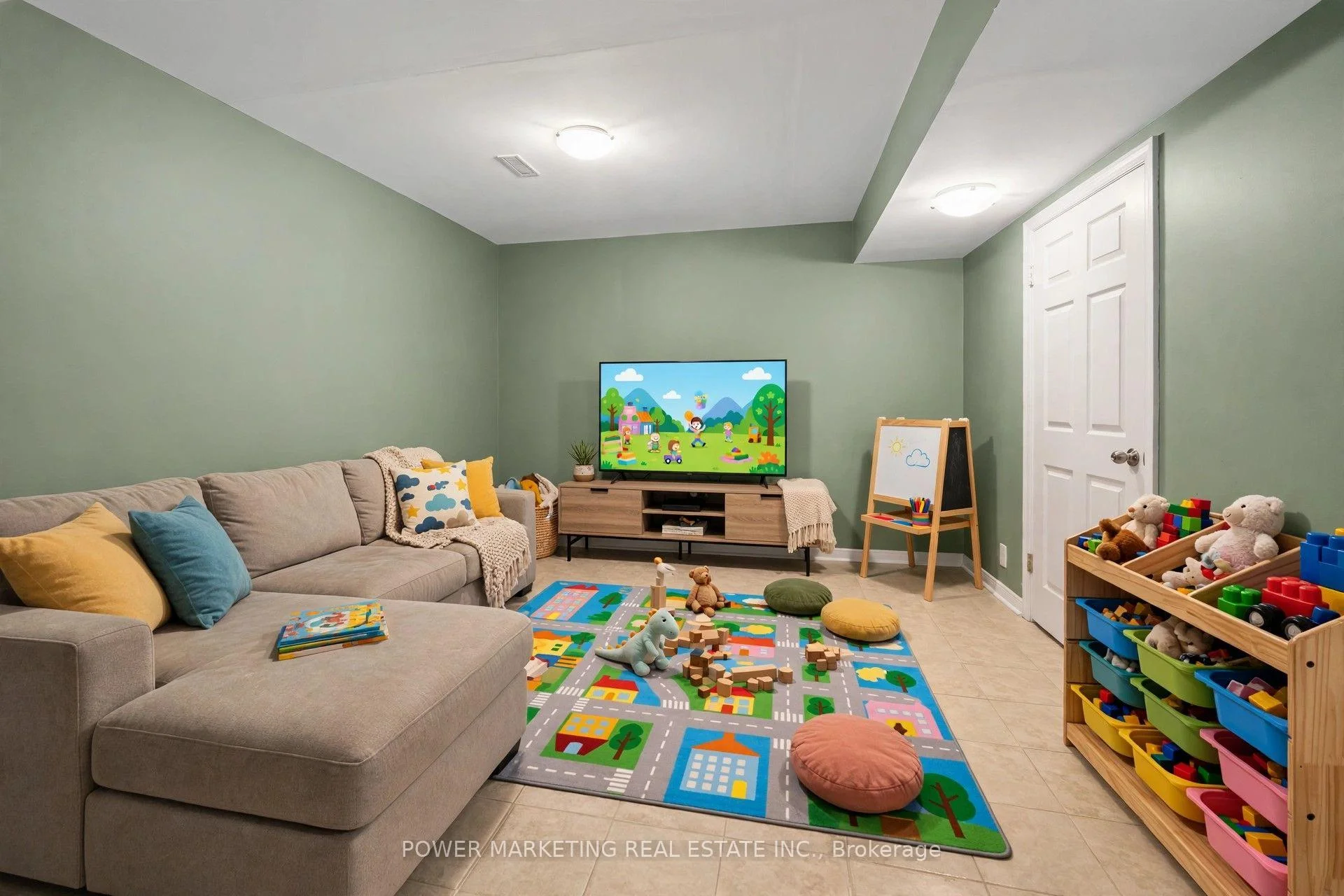 Photo 33 of 2213 Fillmore Crescent, Ottawa, Beacon Hill North — HOMEH
