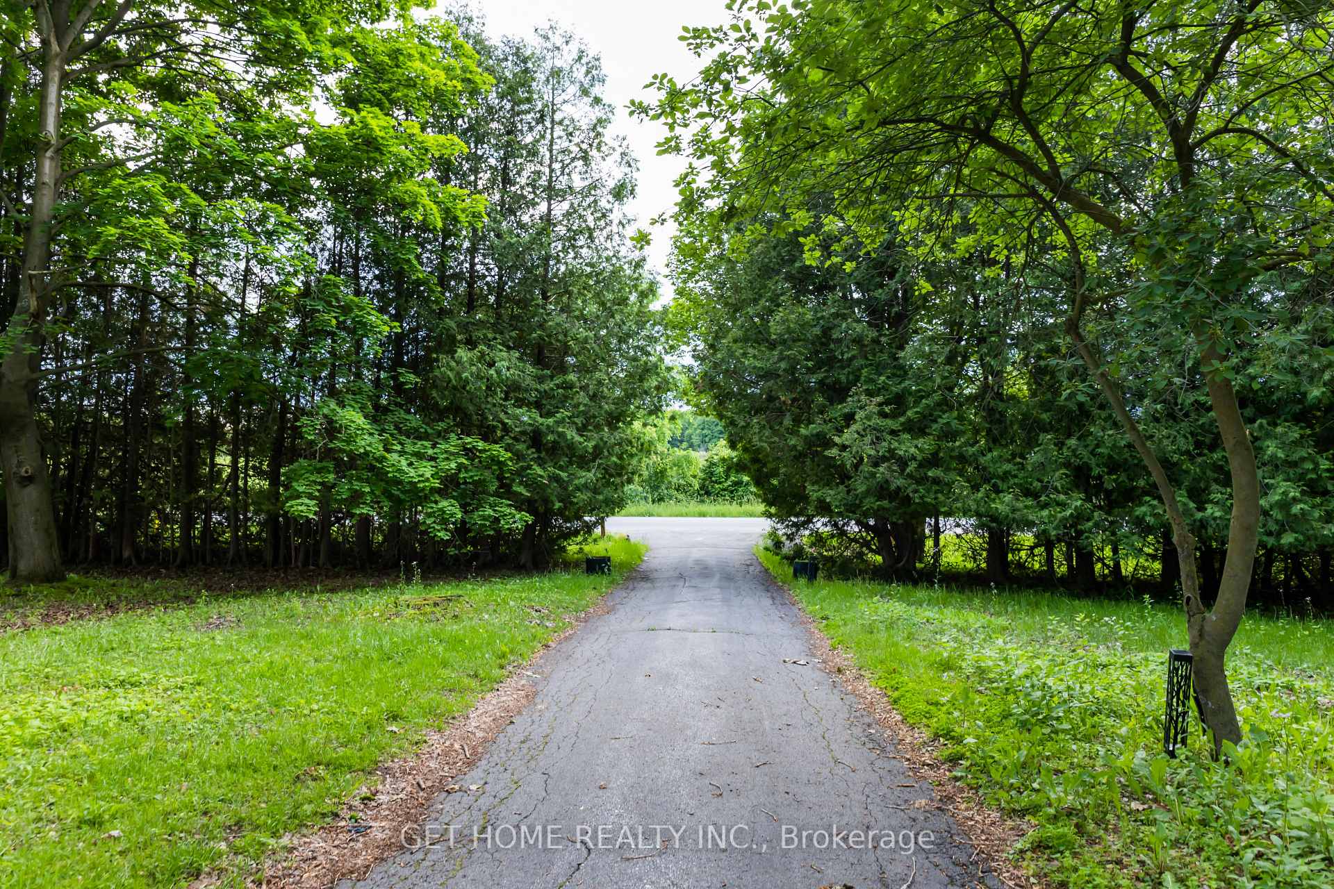 Photo 3 of 4475 Country Lane E, Whitby, Rural Whitby — HOMEH