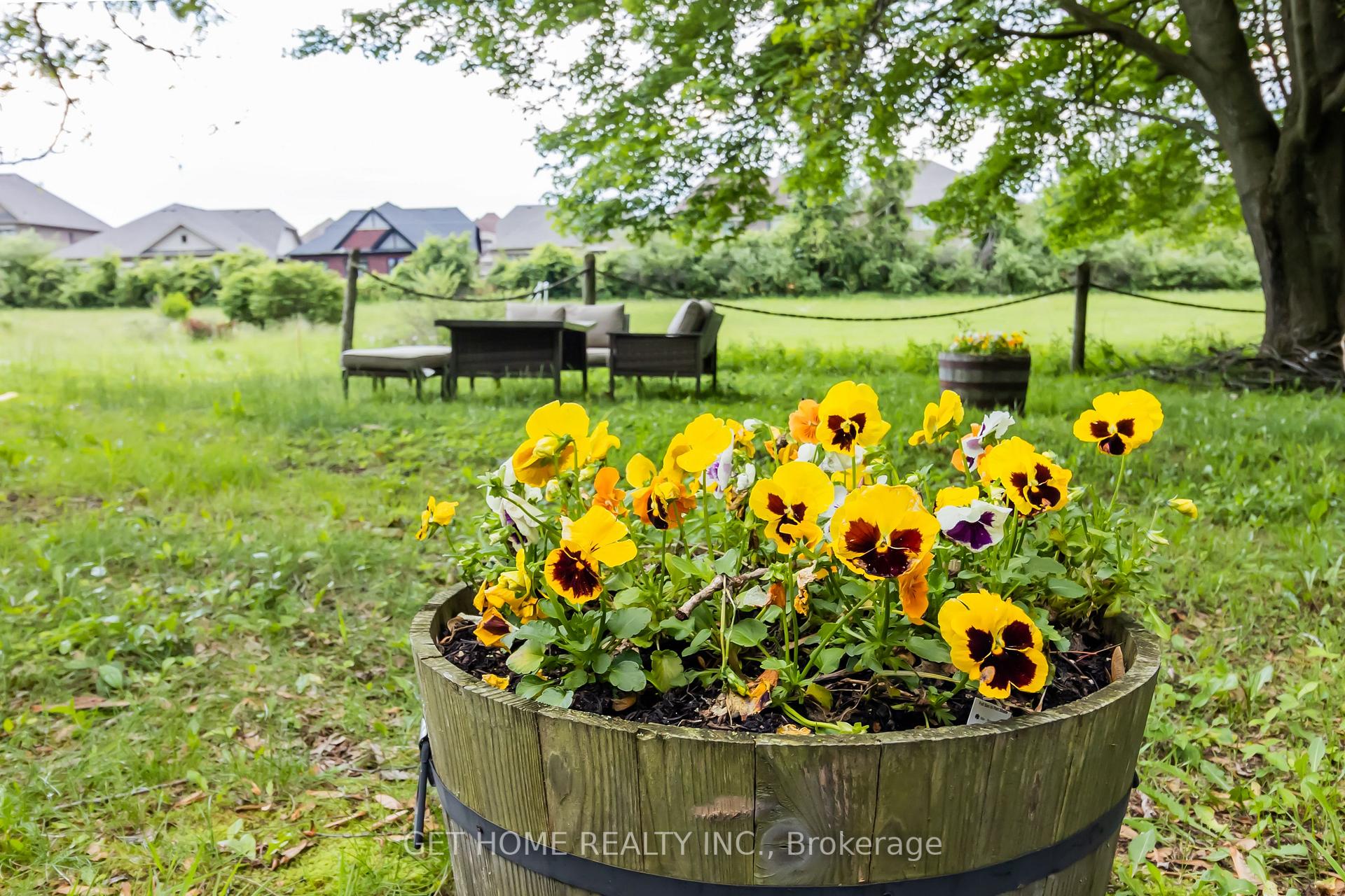 Photo 10 of 4475 Country Lane E, Whitby, Rural Whitby — HOMEH