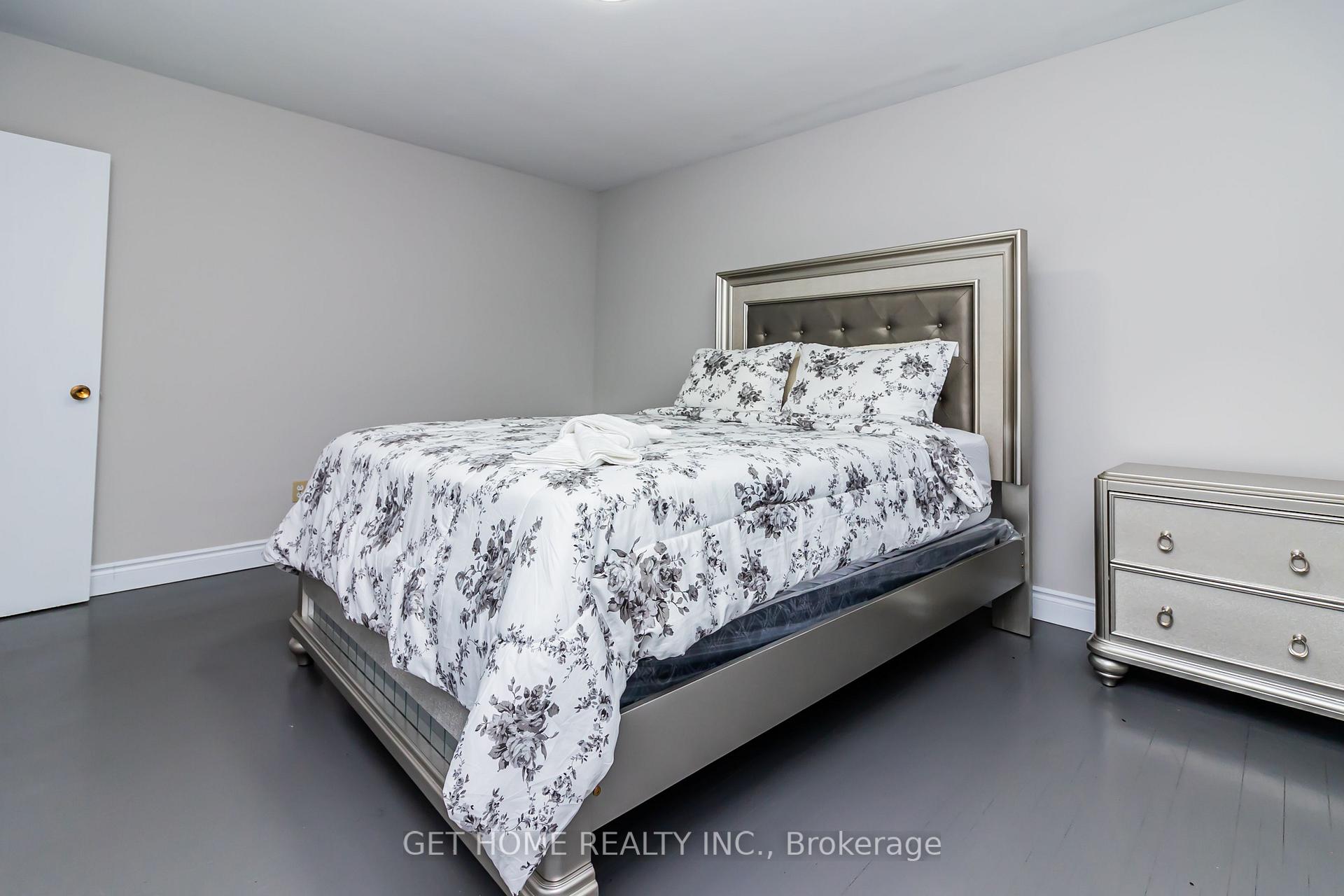 Photo 32 of 4475 Country Lane E, Whitby, Rural Whitby — HOMEH