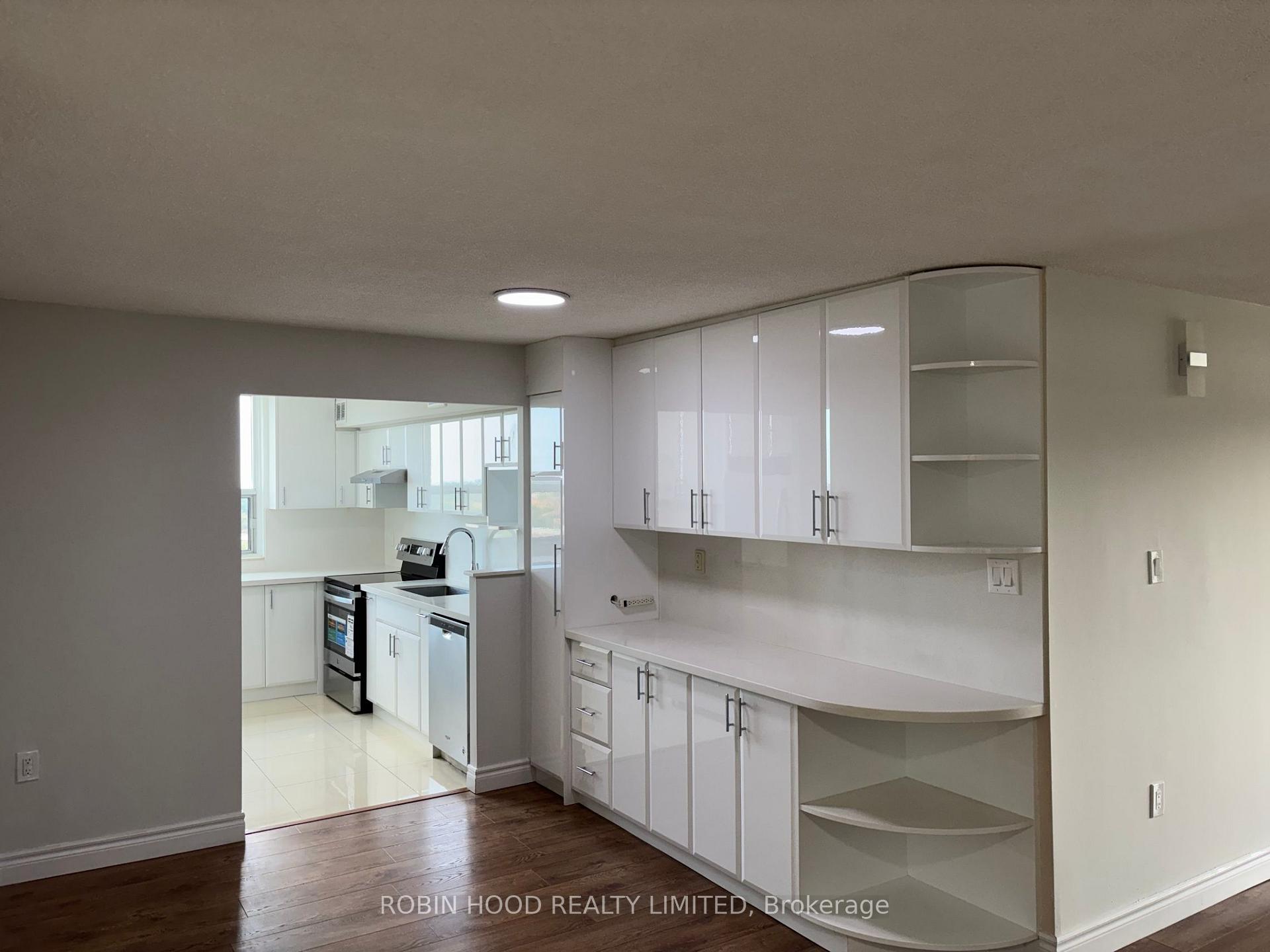 Photo 3 of Unit 1001, 355 Rathburn Road E, Mississauga, Airport Corporate — HOMEH