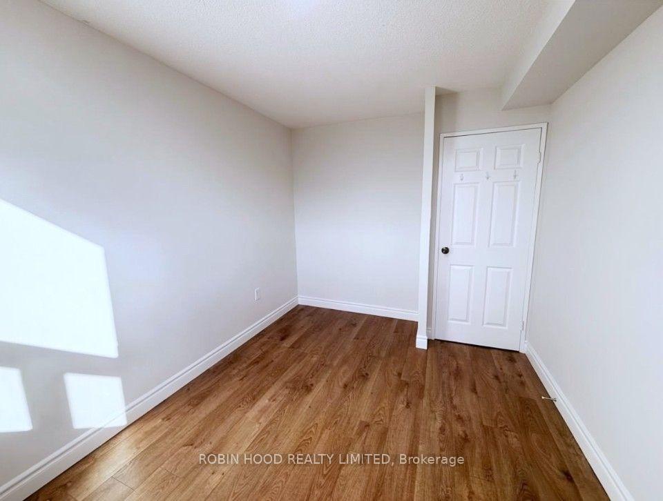Photo 13 of Unit 1001, 355 Rathburn Road E, Mississauga, Airport Corporate — HOMEH