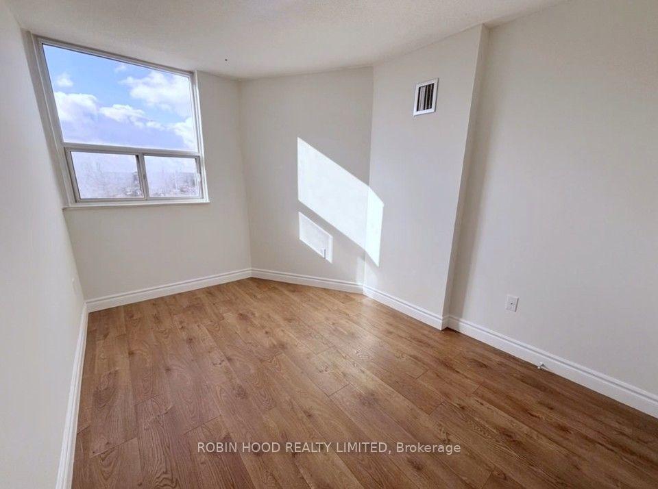 Photo 14 of Unit 1001, 355 Rathburn Road E, Mississauga, Airport Corporate — HOMEH