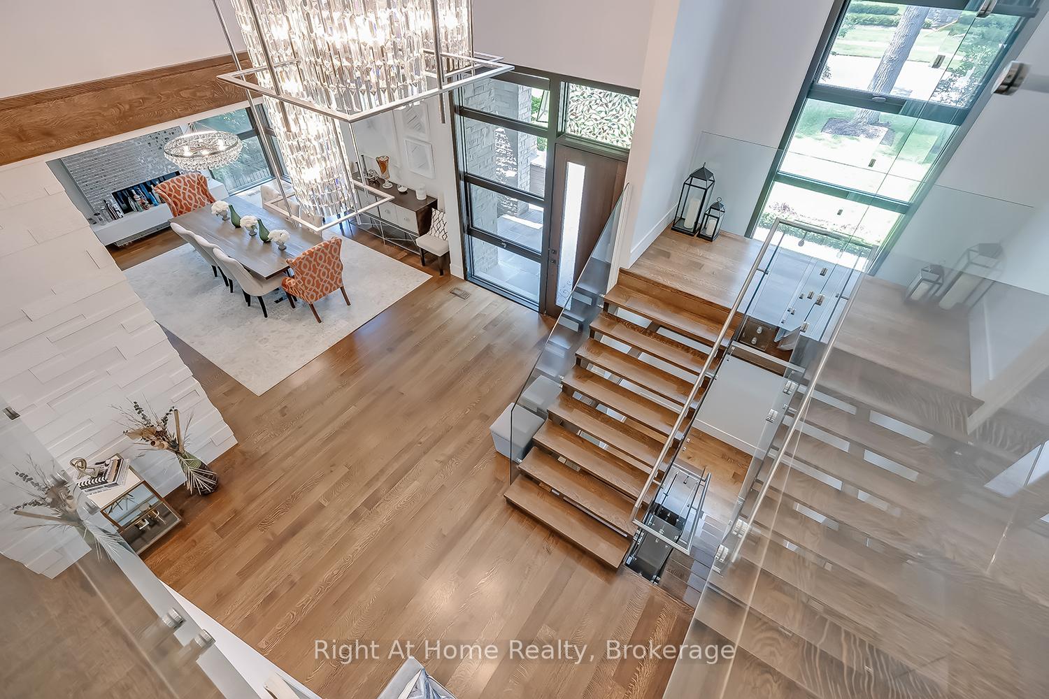 Photo 21 of 265 Maple Grove Drive, Oakville, Ford — HOMEH