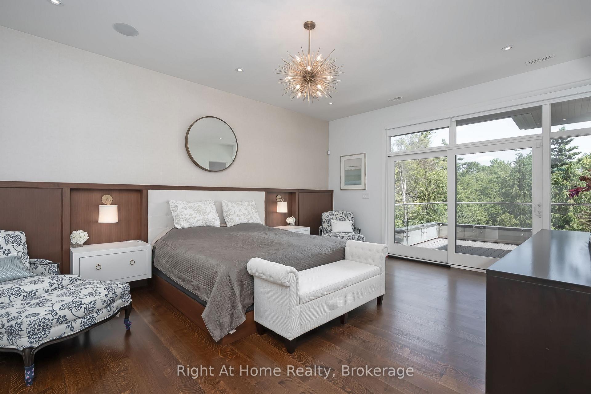 Photo 22 of 265 Maple Grove Drive, Oakville, Ford — HOMEH