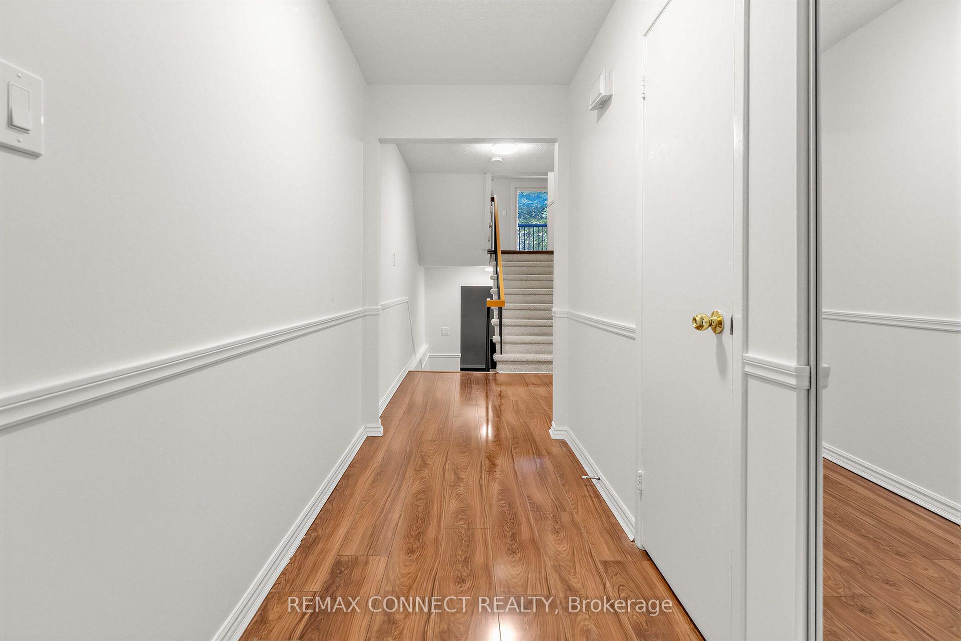 Photo 4 of 4199 Trellis Crescent, Mississauga, Erin Mills — HOMEH