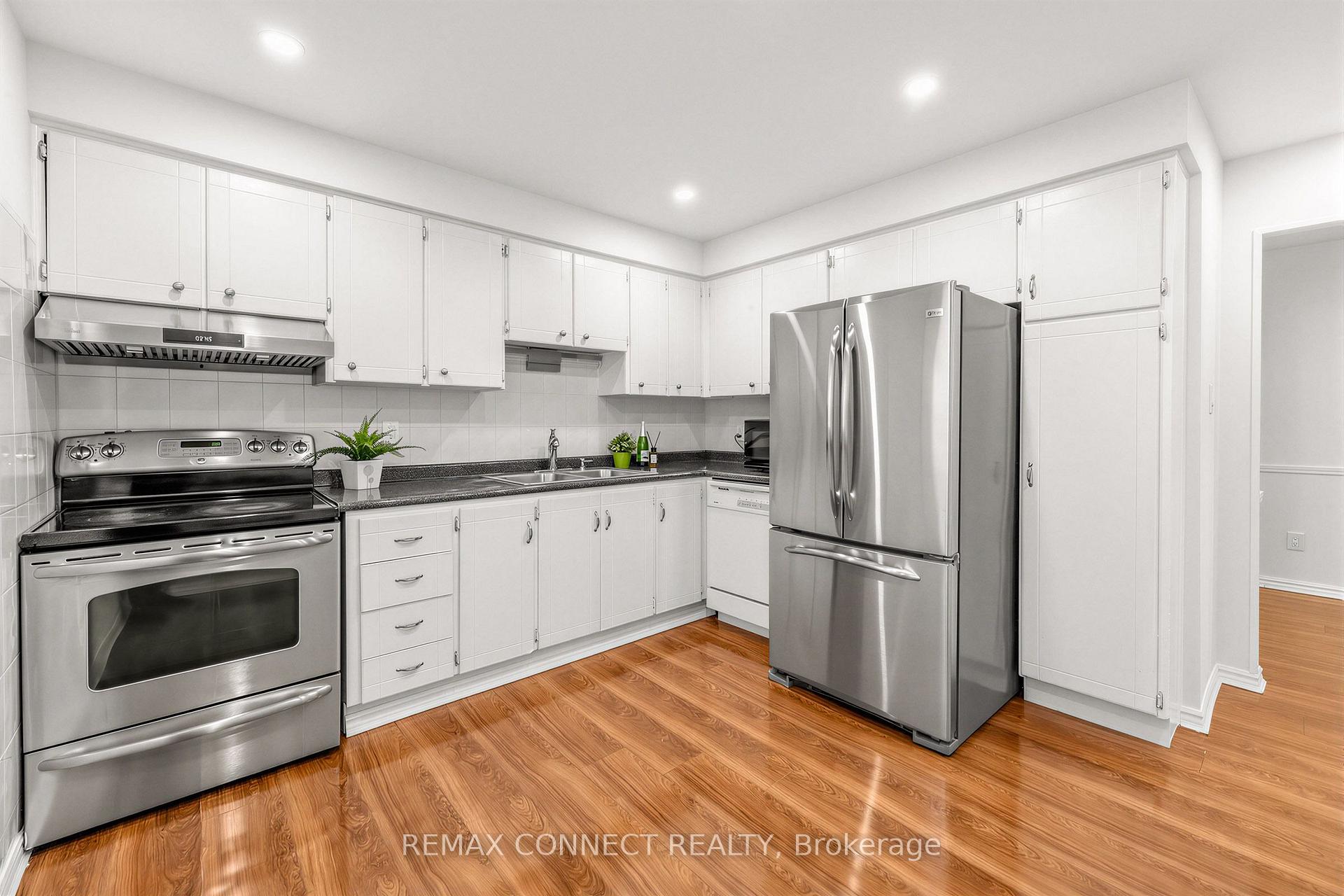 Photo 6 of 4199 Trellis Crescent, Mississauga, Erin Mills — HOMEH